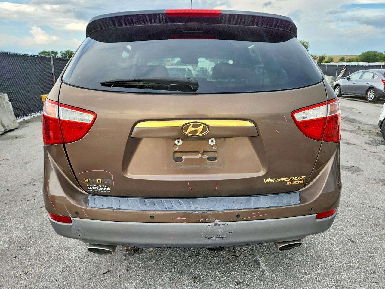 2011 Hyundai Veracruz Limited Gold vin: KM8NU4CC4BU149896