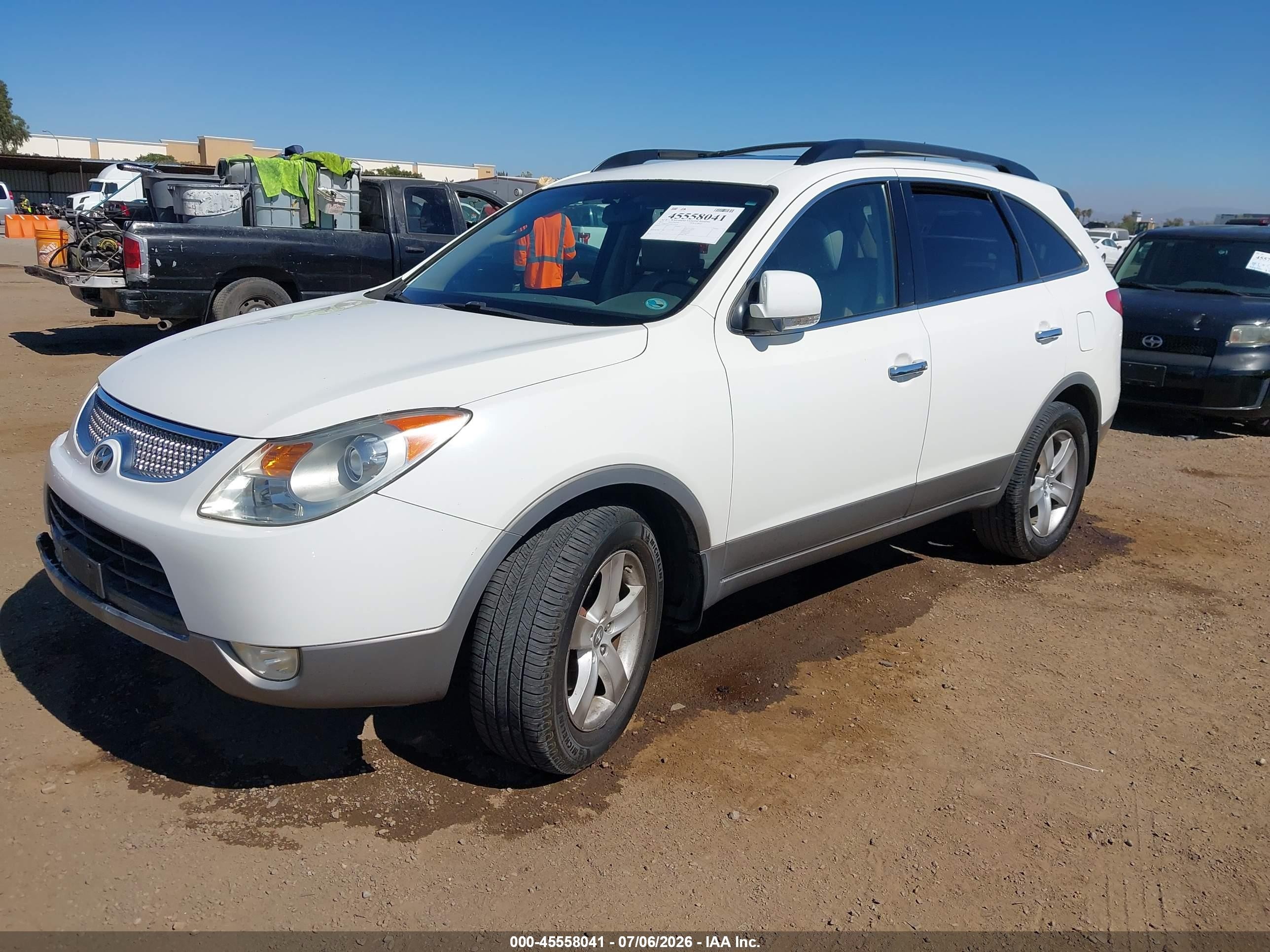 2011 Hyundai Veracruz Limited White vin: KM8NU4CC5BU174550