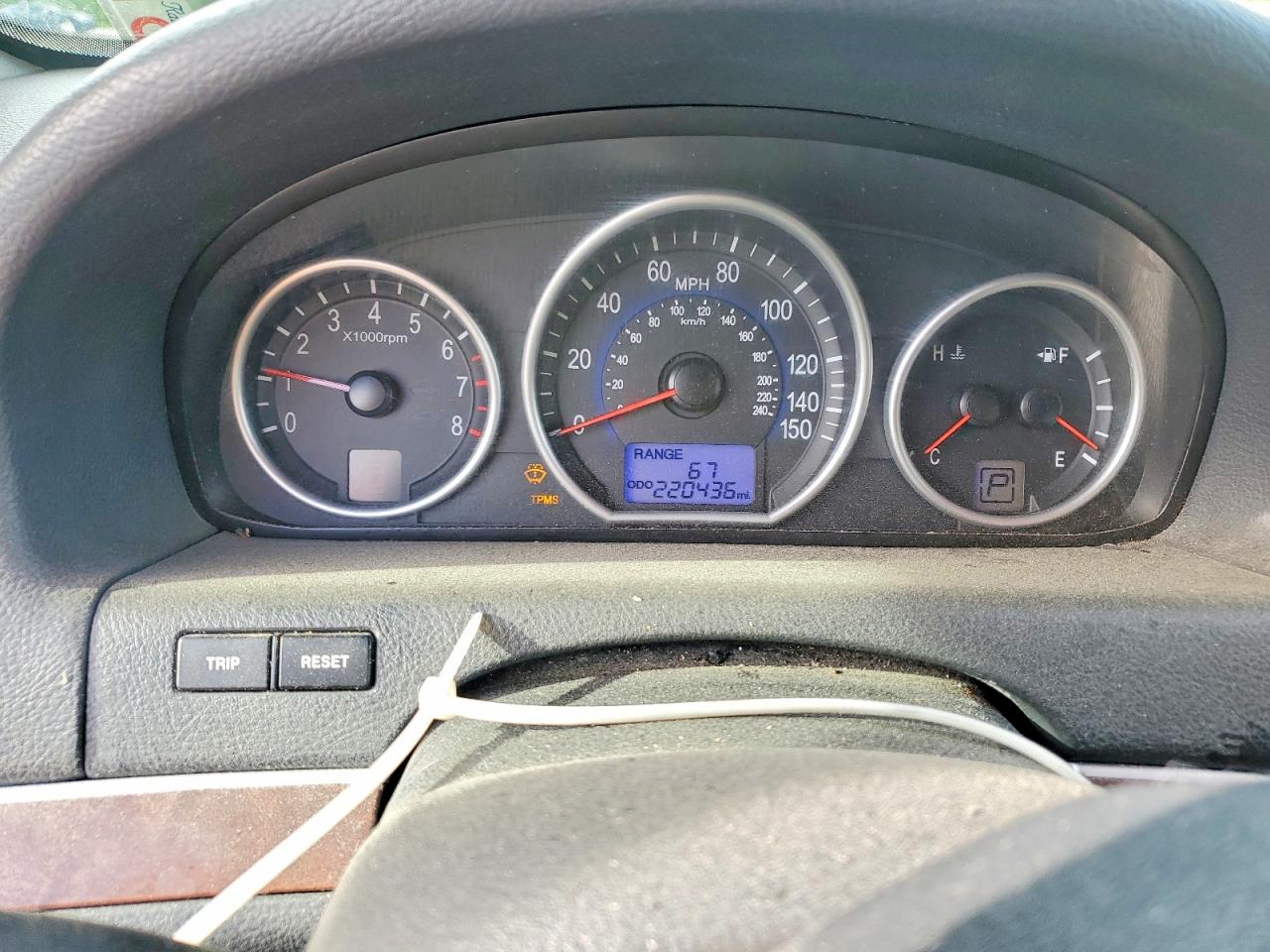 2011 Hyundai Veracruz Limited White vin: KM8NU4CC6BU172287