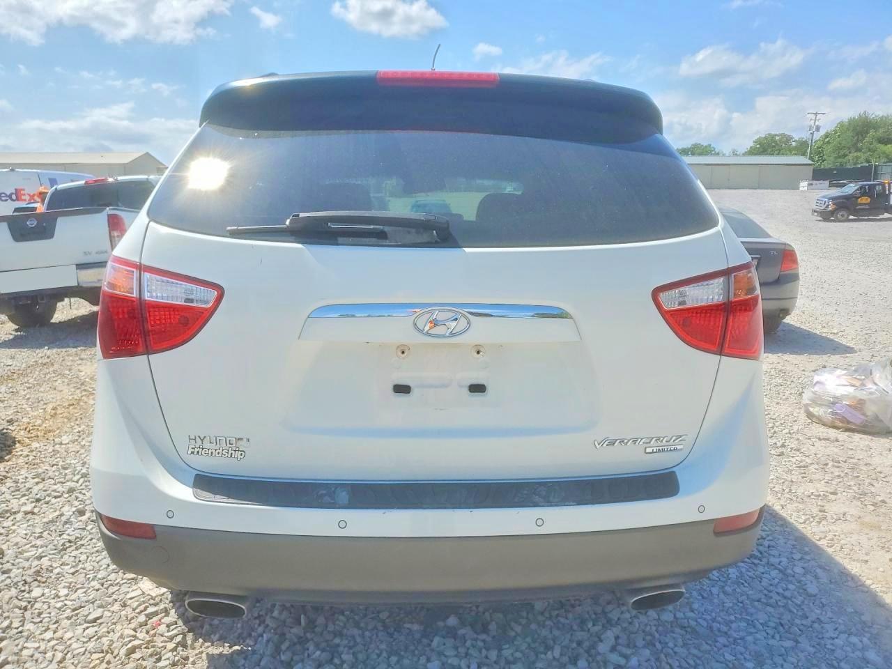 2011 Hyundai Veracruz Limited White vin: KM8NU4CC7BU149858