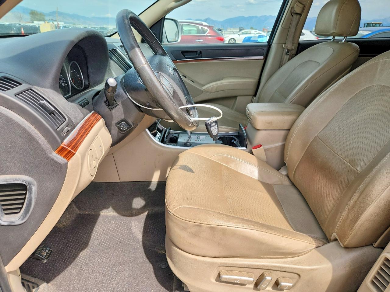 2012 Hyundai Veracruz Limited Silver vin: KM8NU4CC7CU184997
