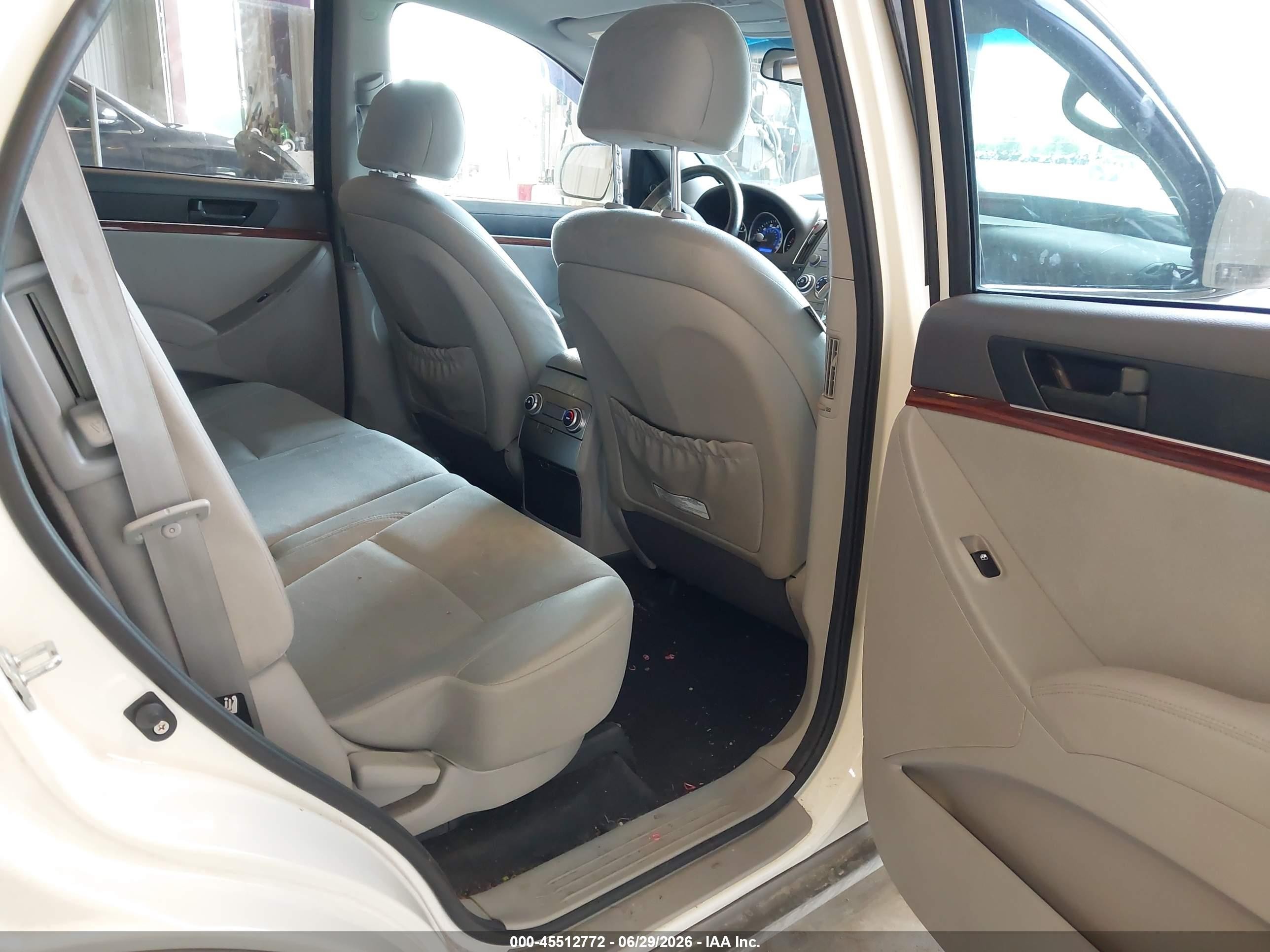 2010 Hyundai Veracruz Gls White vin: KM8NU4CC9AU108825