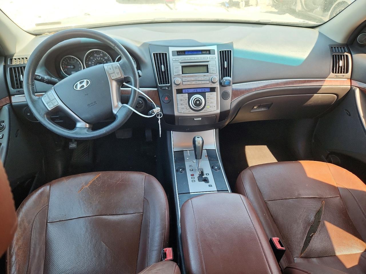 2010 Hyundai Veracruz Limited Cream vin: KM8NU4CC9AU138570