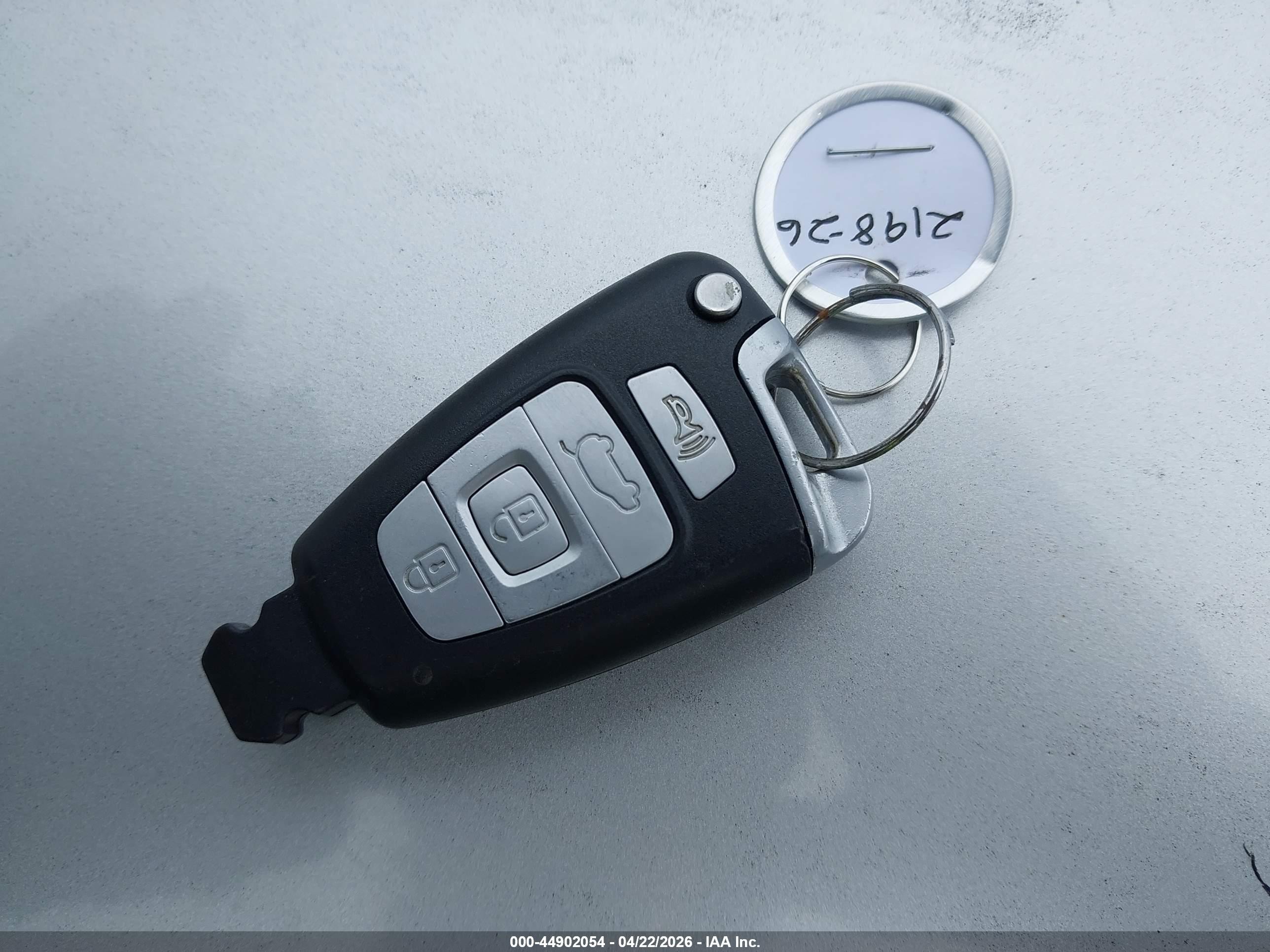 2012 Hyundai Veracruz Limited Silver vin: KM8NU4CC9CU195628