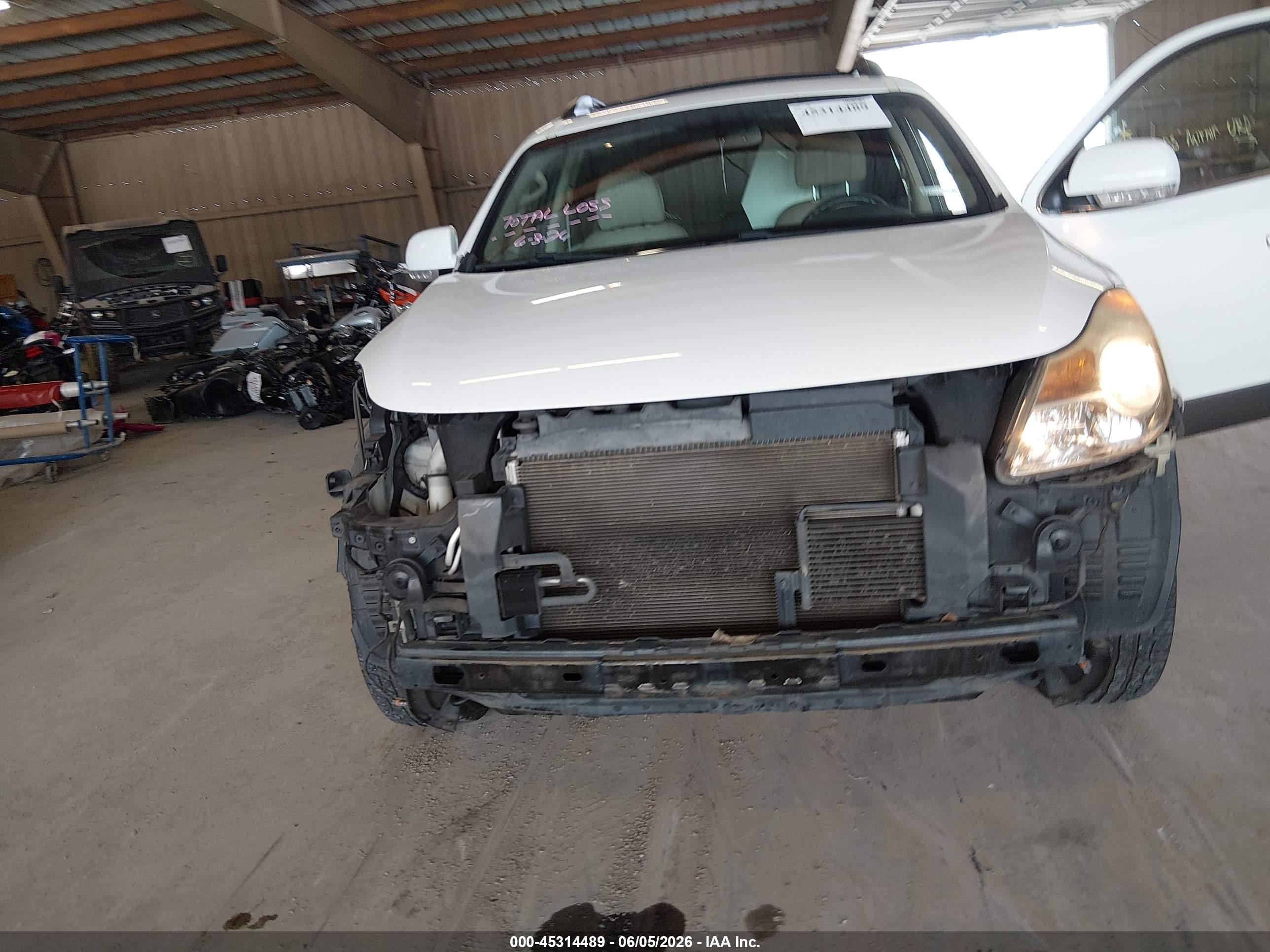 2011 Hyundai Veracruz Limited White vin: KM8NU4CCXBU149658