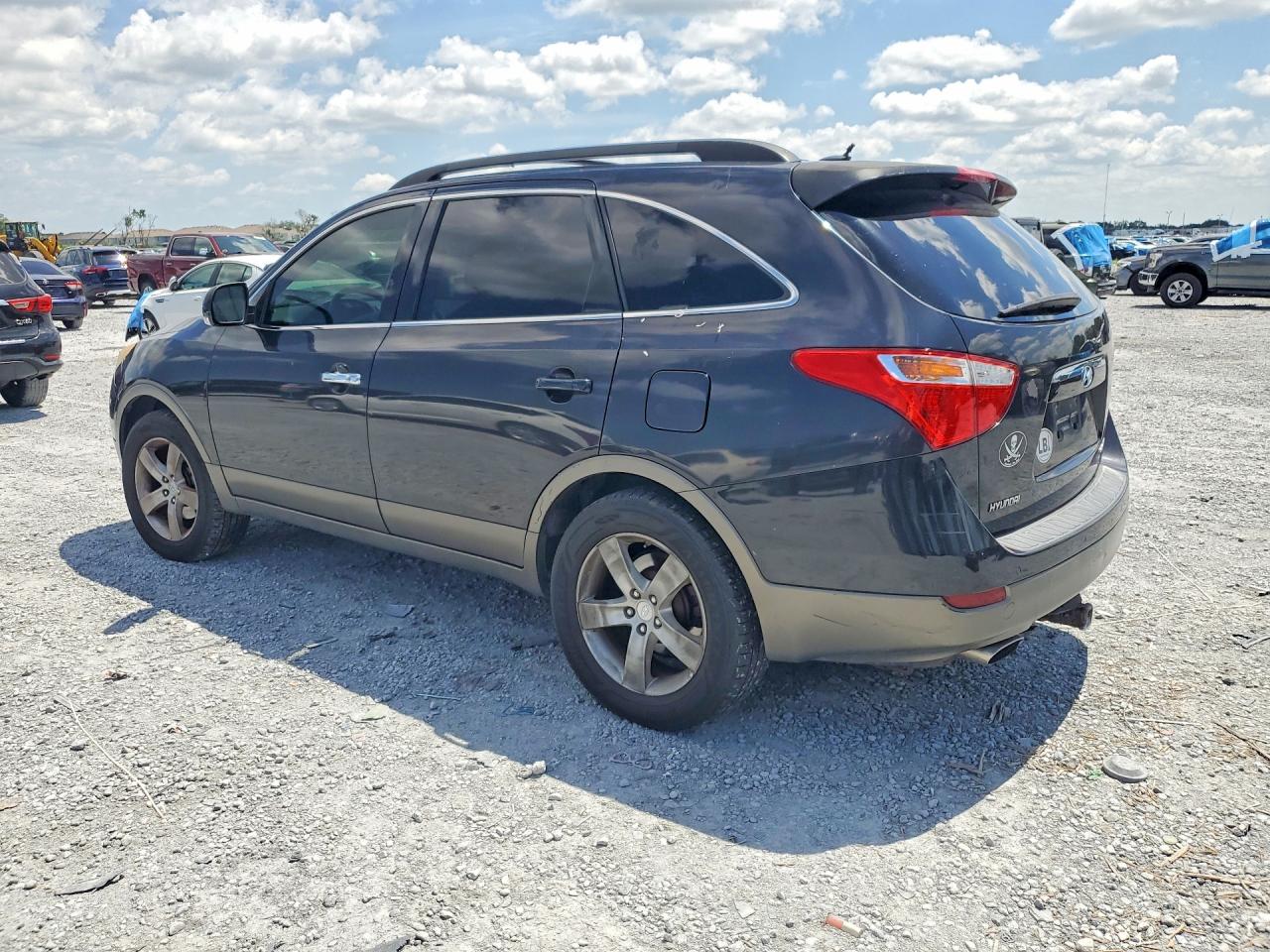 2007 Hyundai Veracruz Gls Черный vin: KM8NU73C77U022052