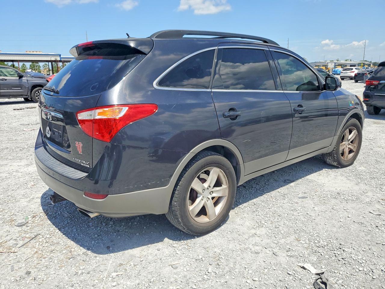 2007 Hyundai Veracruz Gls Черный vin: KM8NU73C77U022052