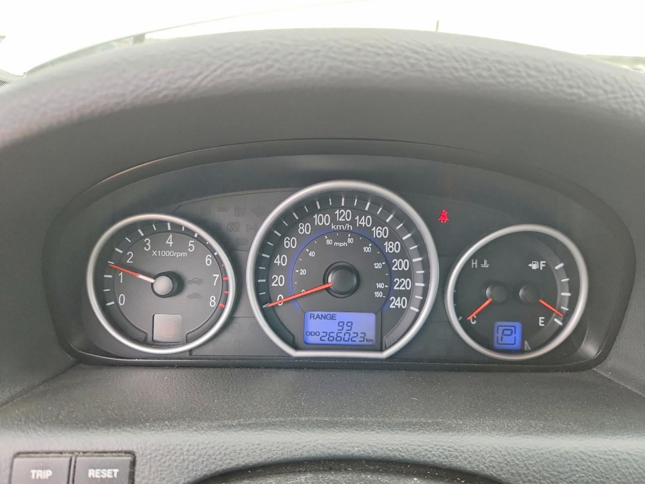 2010 Hyundai Veracruz Gls White vin: KM8NUDCC2AU120573