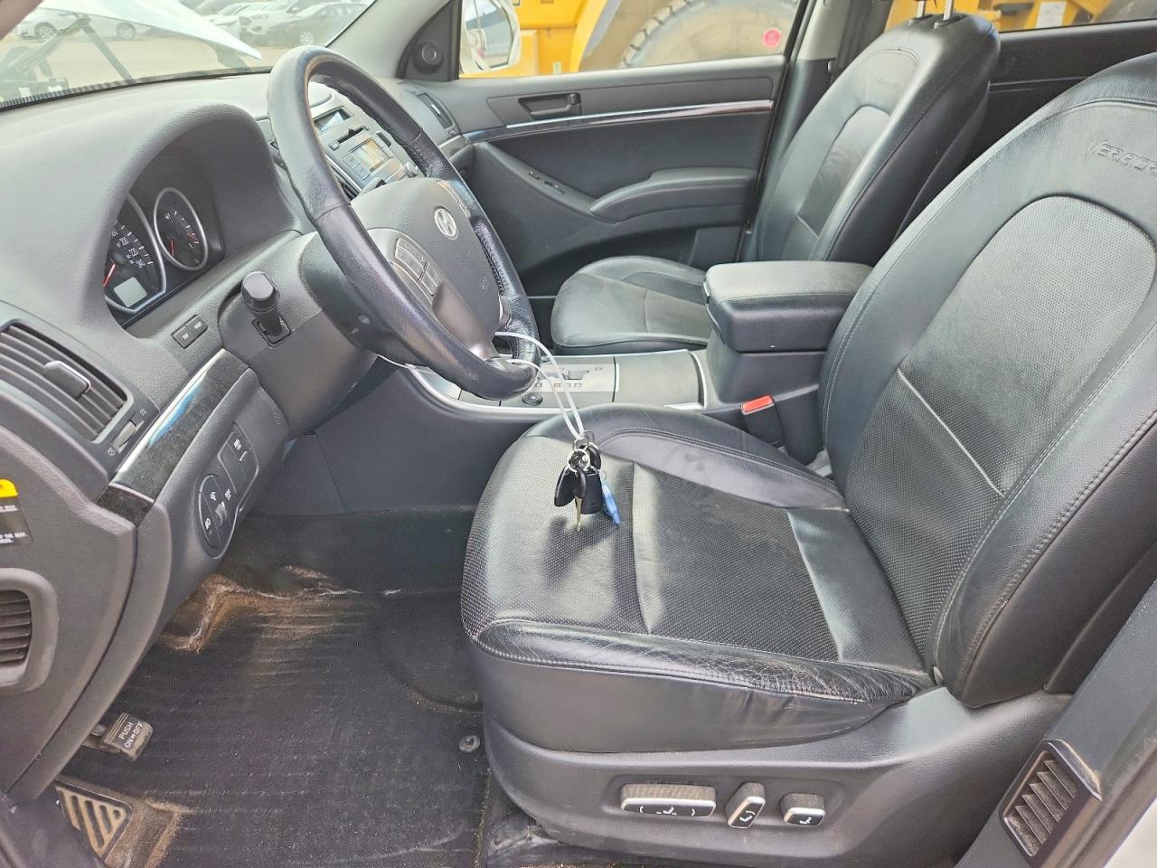 2010 Hyundai Veracruz Gls White vin: KM8NUDCC2AU120573