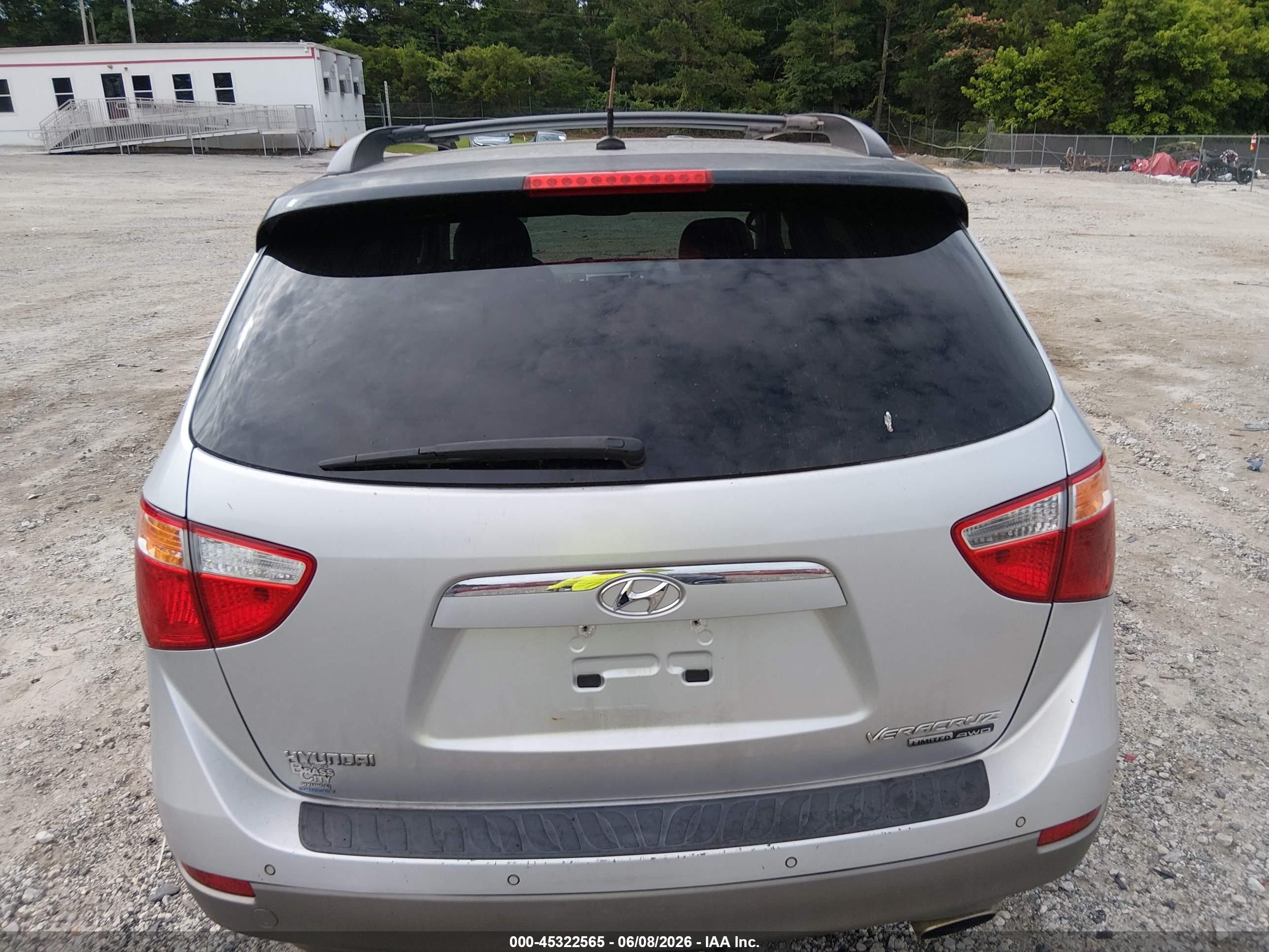 2011 Hyundai Veracruz Limited Silver vin: KM8NUDCC2BU177101