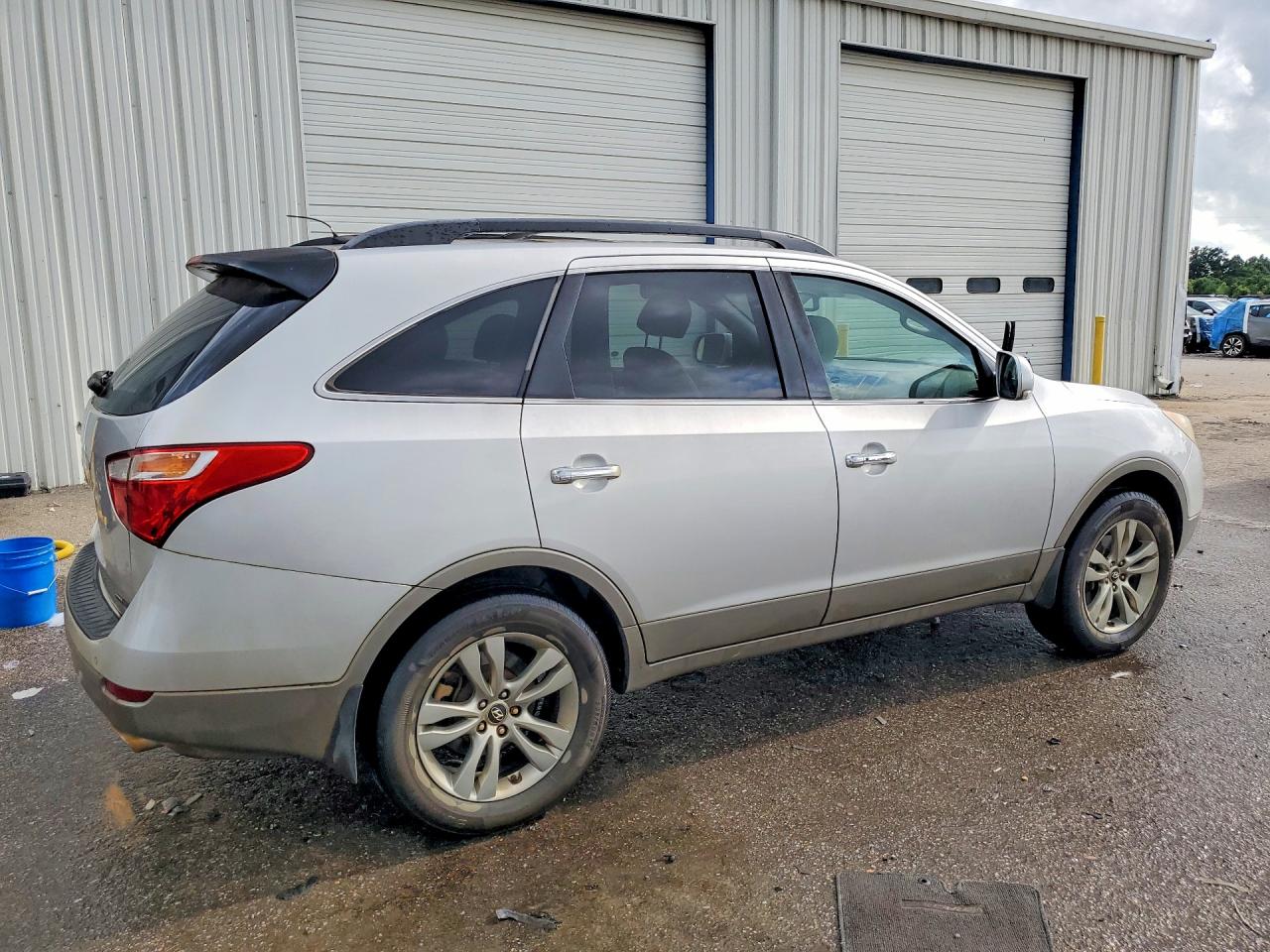2012 Hyundai Veracruz Limited Silver vin: KM8NUDCC4CU195066