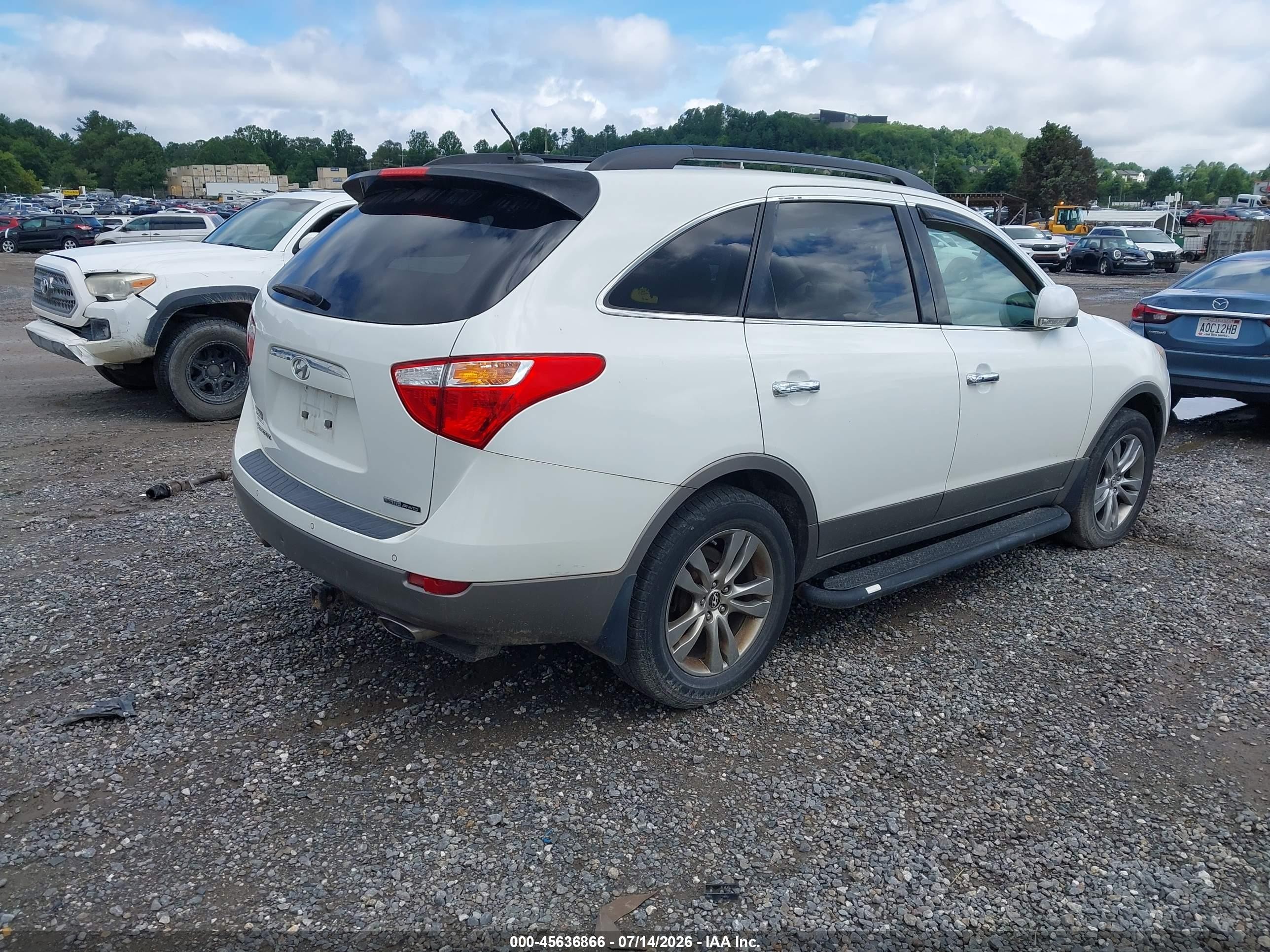 2012 Hyundai Veracruz Limited White vin: KM8NUDCC5CU201117