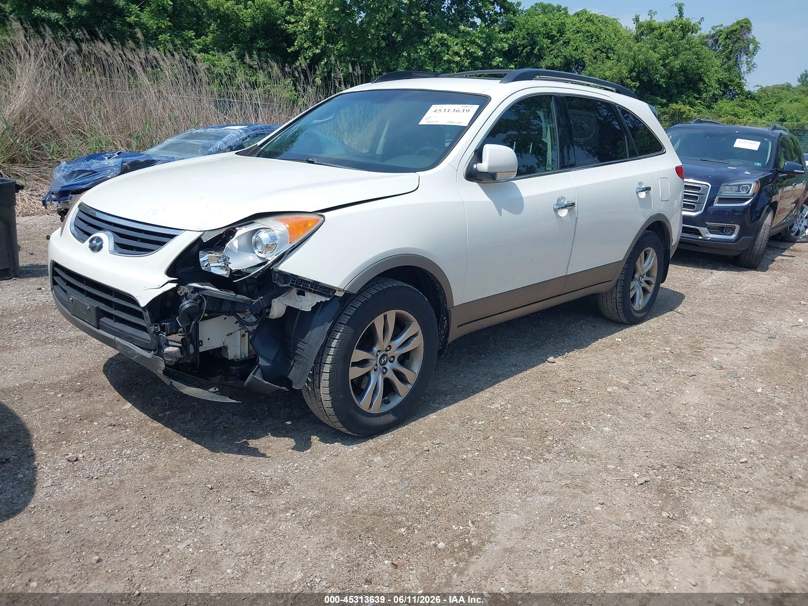 2012 Hyundai Veracruz Limited White vin: KM8NUDCC6CU186255
