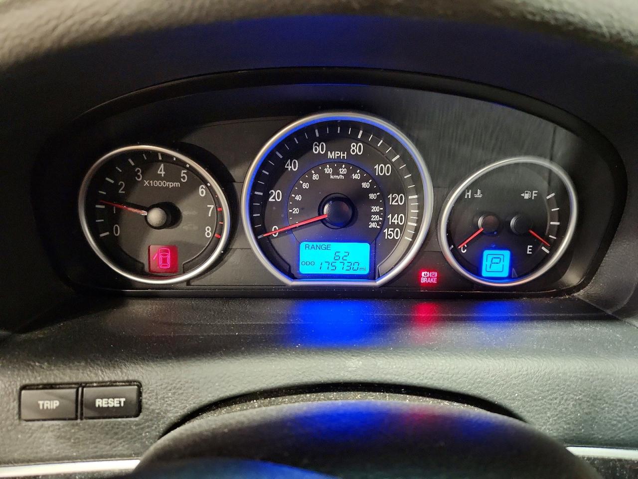2011 Hyundai Veracruz Limited Black vin: KM8NUDCC7BU169804