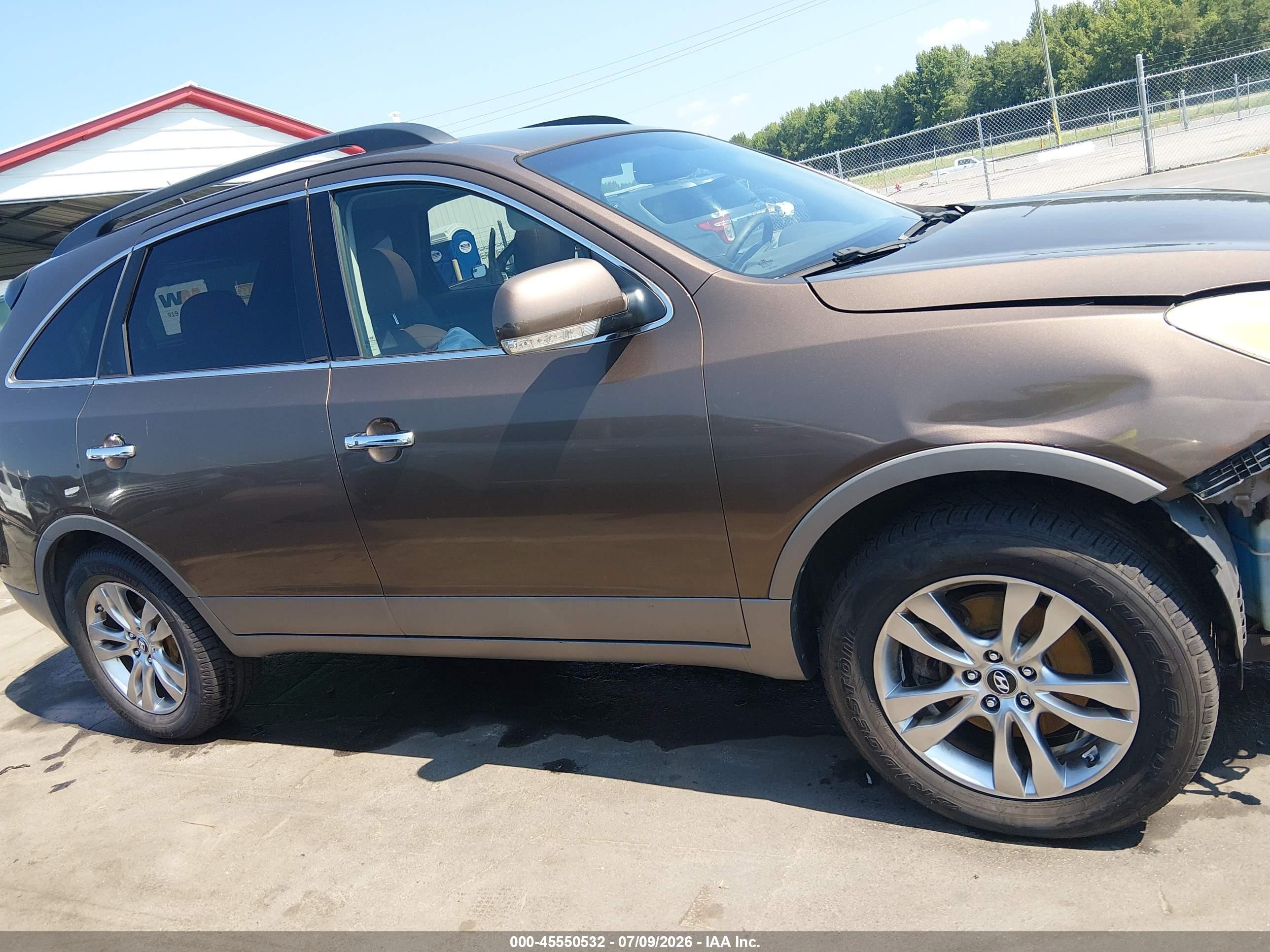 2012 Hyundai Veracruz Limited Brown vin: KM8NUDCC8CU182871
