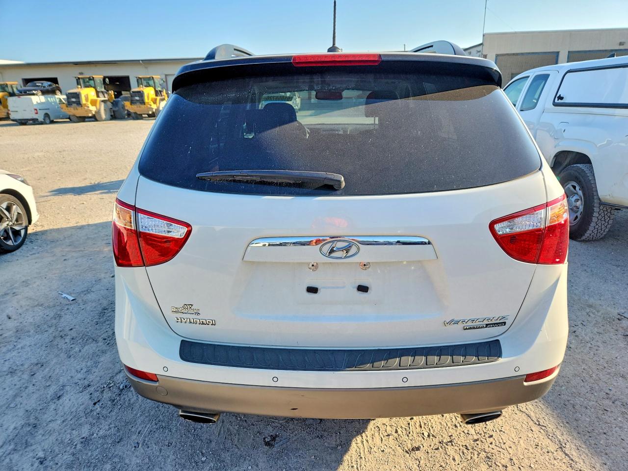 2011 Hyundai Veracruz Limited White vin: KM8NUDCC9BU176897