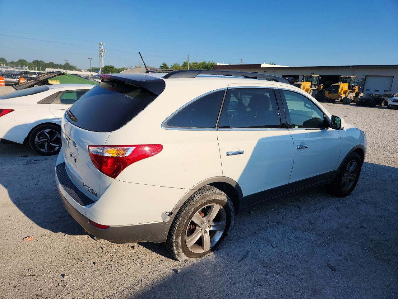 2011 Hyundai Veracruz Limited White vin: KM8NUDCC9BU176897