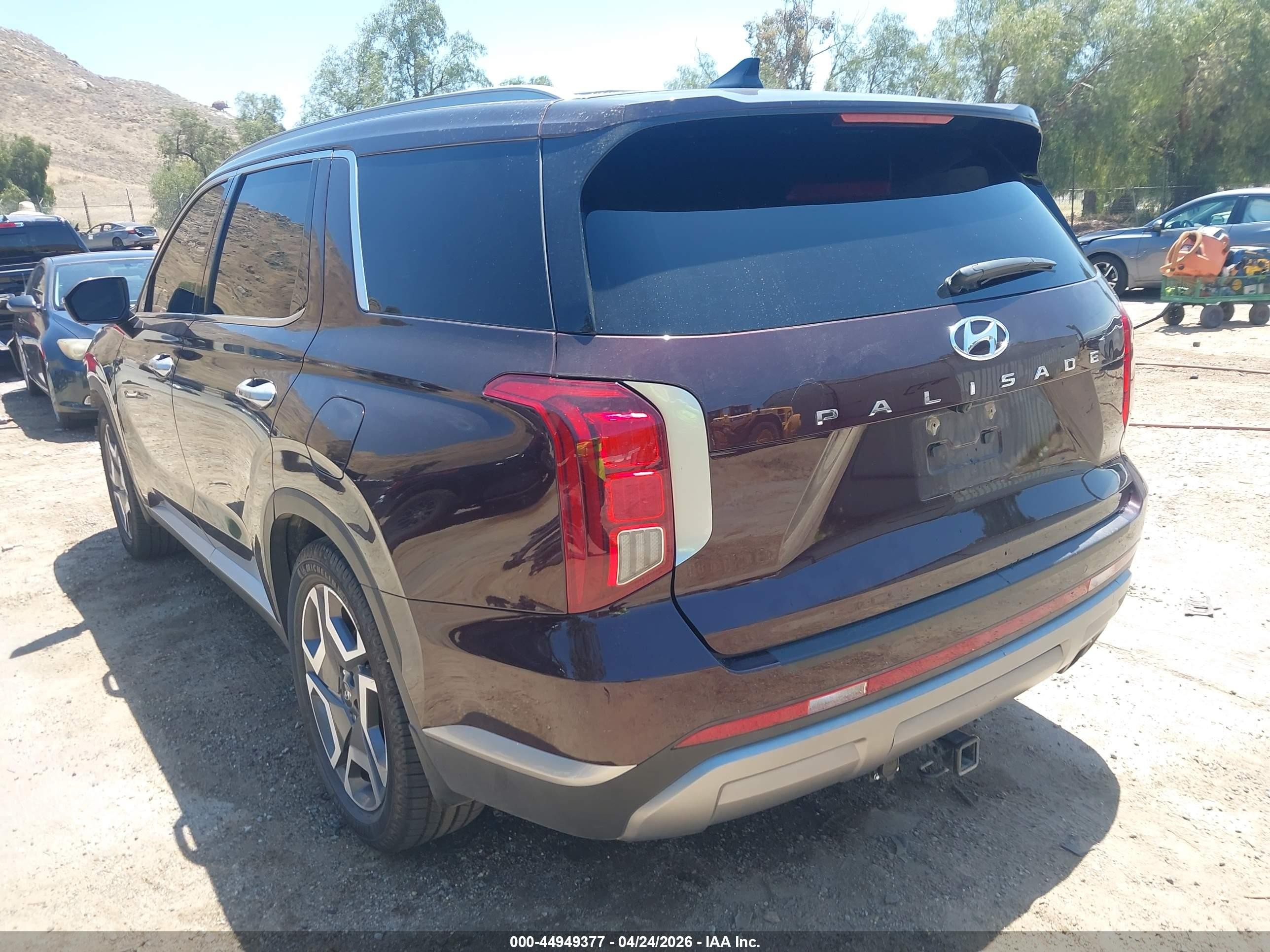 2023 Hyundai Palisade Sel Burgundy vin: KM8R44GE9PU581792