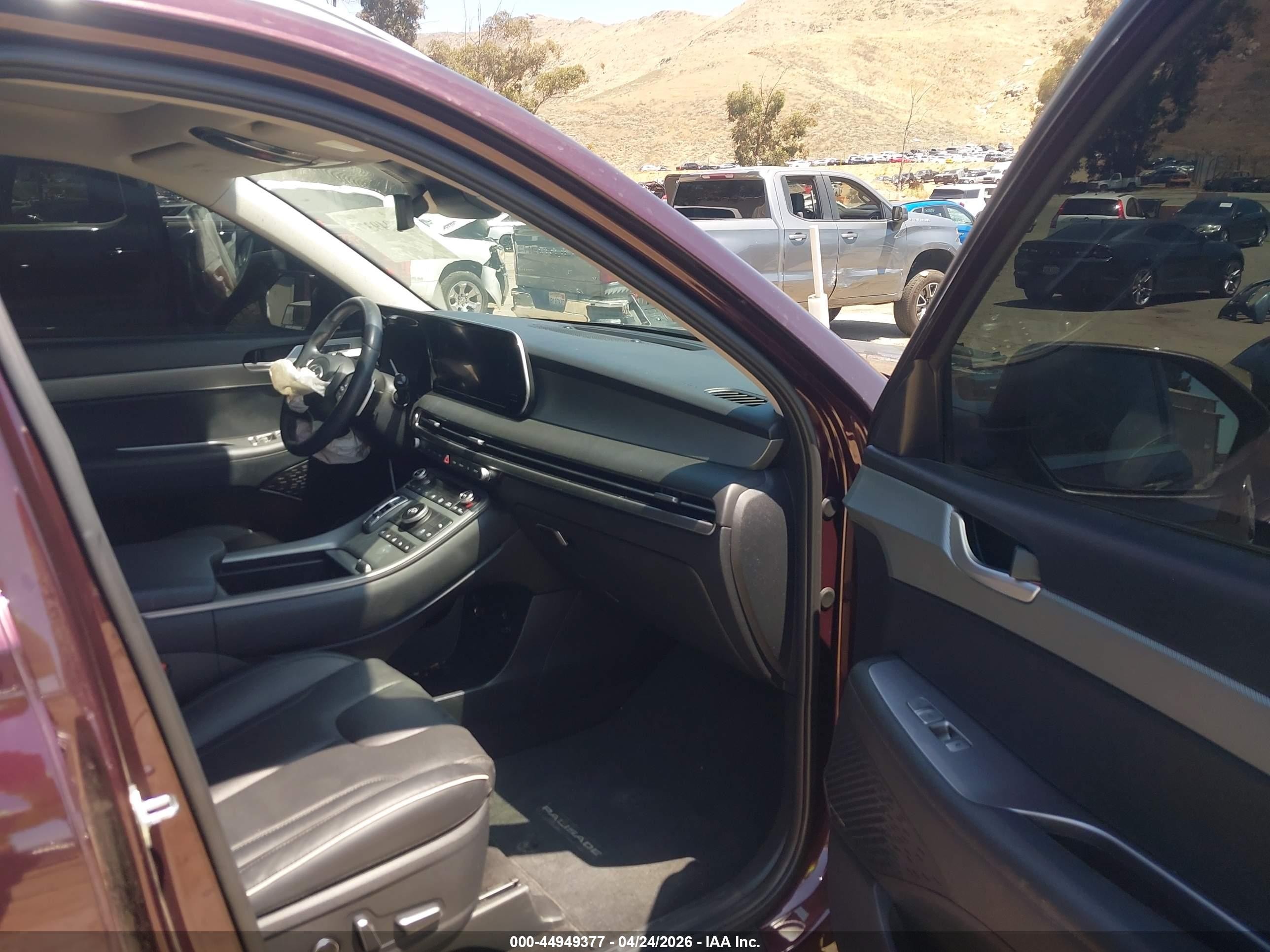 2023 Hyundai Palisade Sel Burgundy vin: KM8R44GE9PU581792