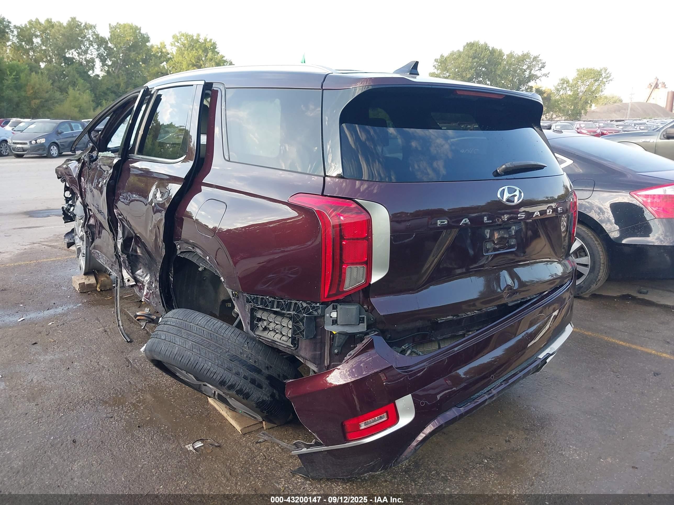 2021 Hyundai Palisade Limited Темно-бордовый vin: KM8R54HE5MU285319