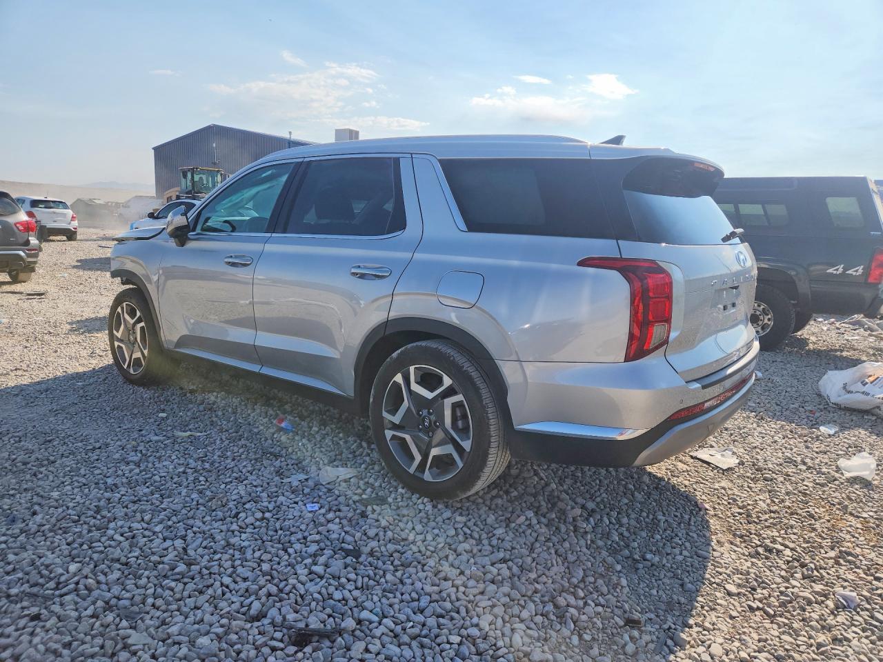 2023 Hyundai Palisade Limited Silver vin: KM8R5DGE3PU565729