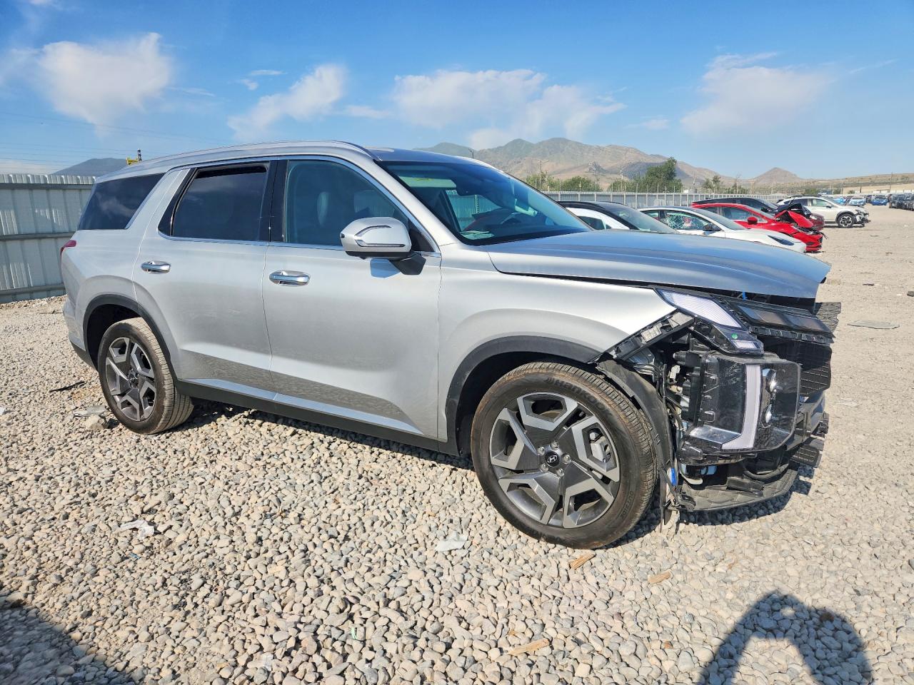 2023 Hyundai Palisade Limited Silver vin: KM8R5DGE3PU565729