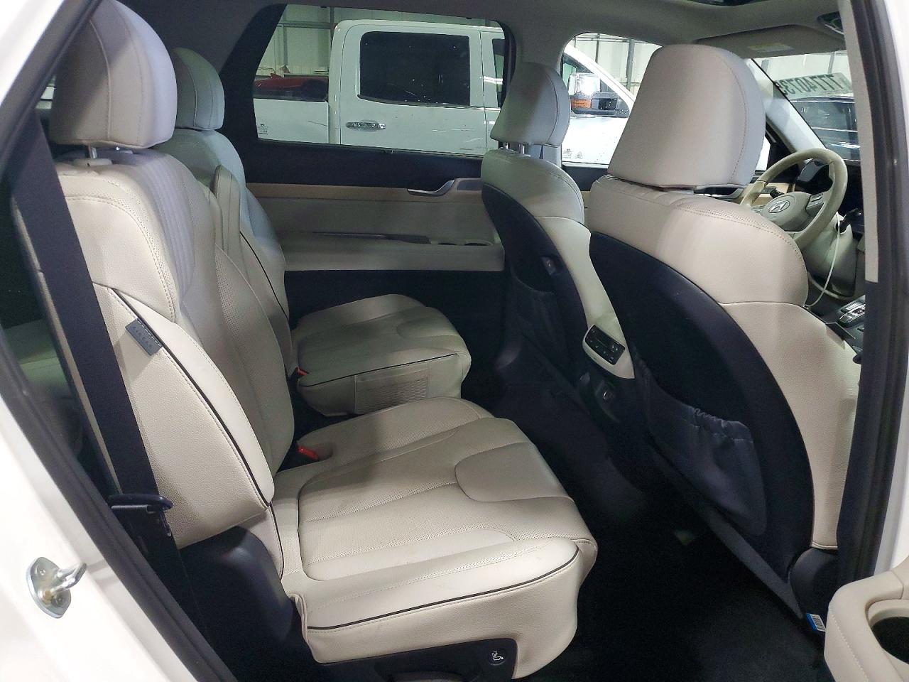 2024 Hyundai Palisade Limited White vin: KM8R5DGE9RU688258
