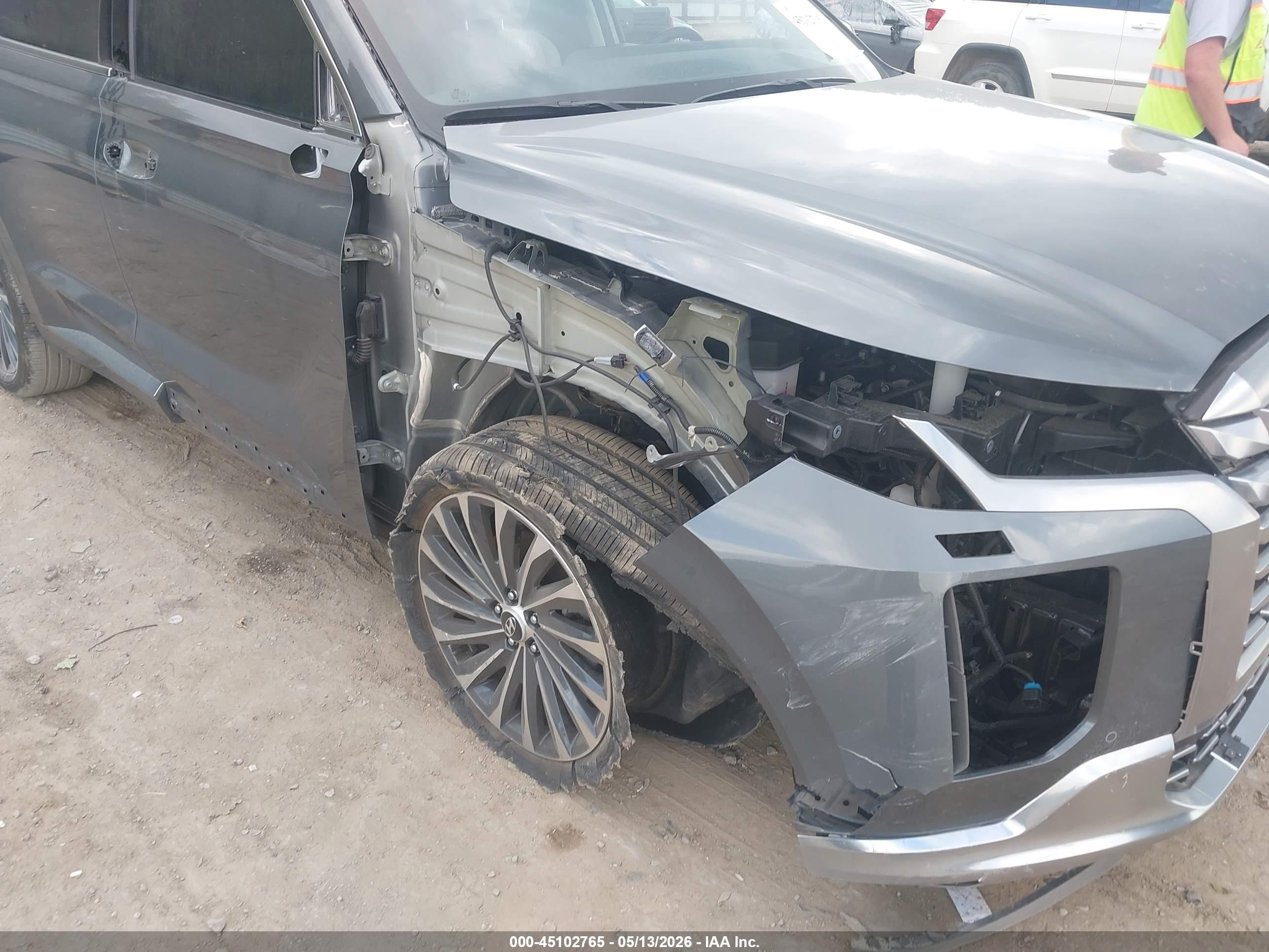 2024 Hyundai Palisade Calligraphy Gray vin: KM8R74GE6RU794791