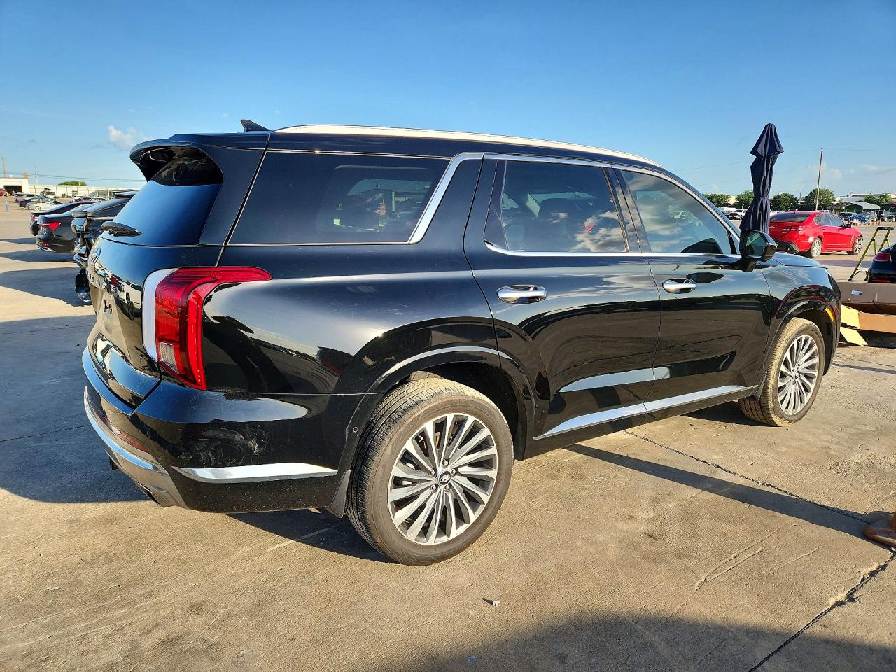 2025 Hyundai Palisade Calligraphy Black vin: KM8R74GEXSU927199
