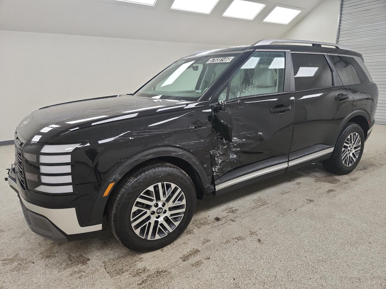 2026 Hyundai Palisade Sel Black vin: KM8RLES2XTU065294 Damage: Left Front Fender, Severe Damage, Replacement Required