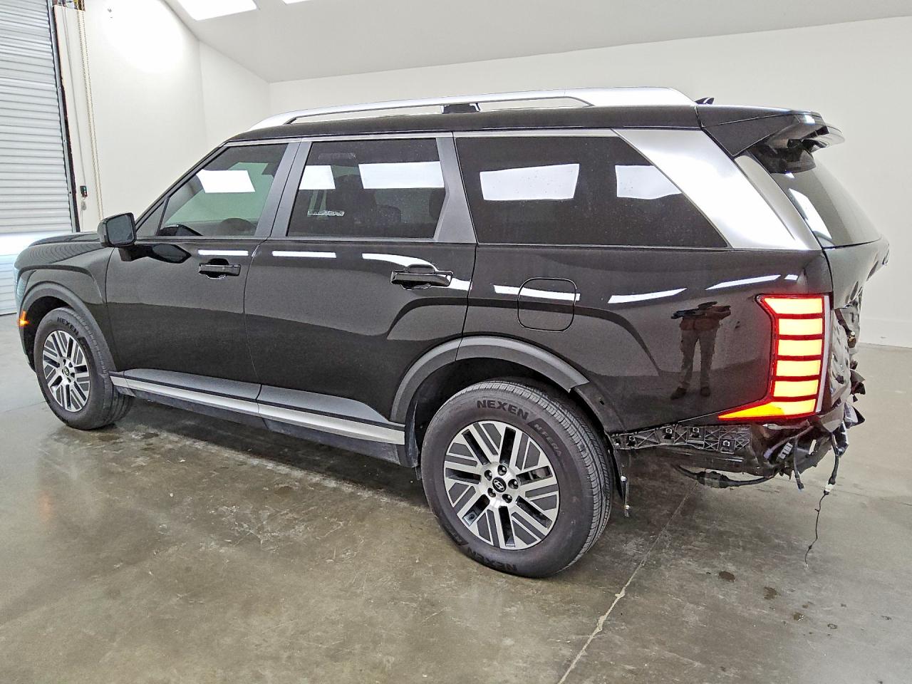2026 Hyundai Palisade Hybrid Sel Black vin: KM8RLESAXTU060734