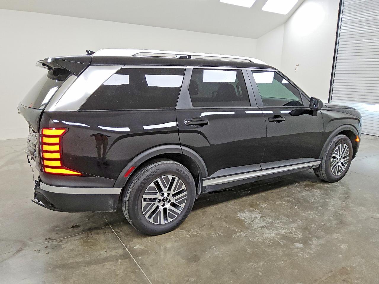 2026 Hyundai Palisade Hybrid Sel Black vin: KM8RLESAXTU060734