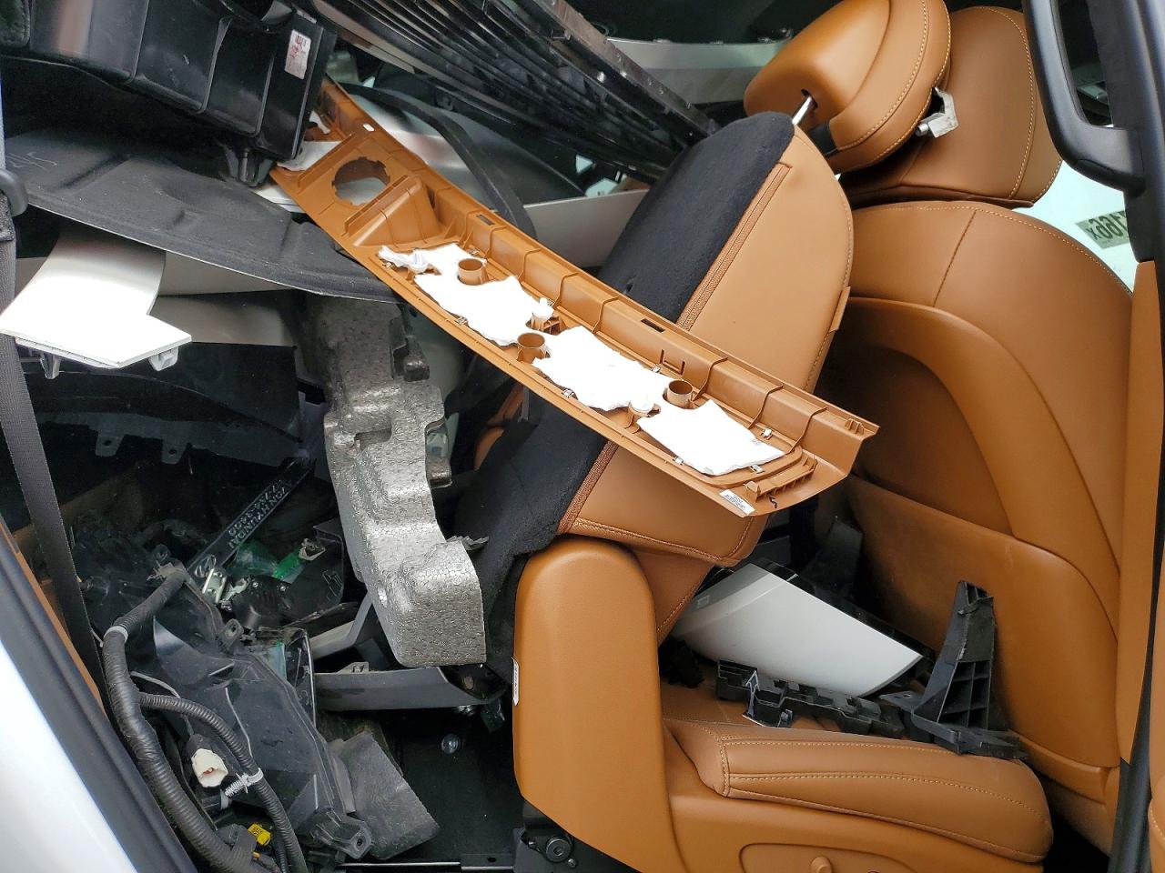2026 Hyundai Palisade Calligraphy White vin: KM8RMES22TU096472