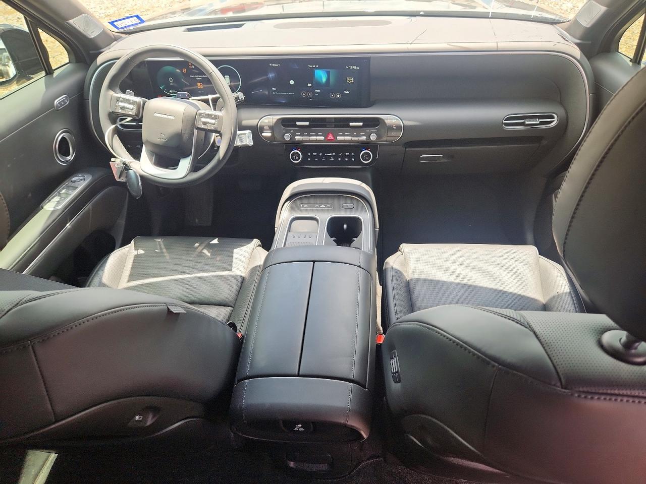 2026 Hyundai Palisade Calligraphy Black vin: KM8RMESA1TU045049