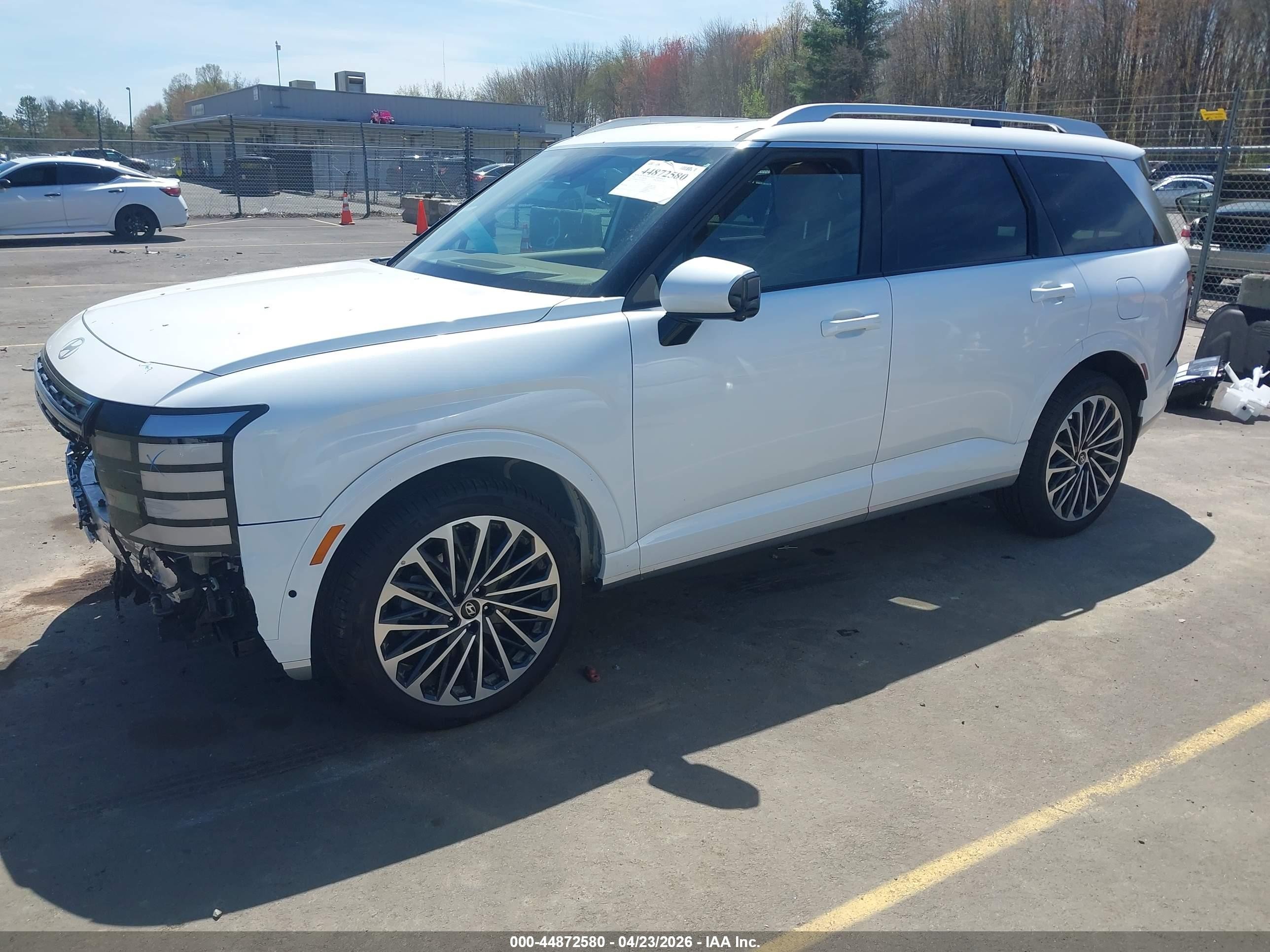 2026 Hyundai Palisade Hev Calligraphy White vin: KM8RMESA6TU048710