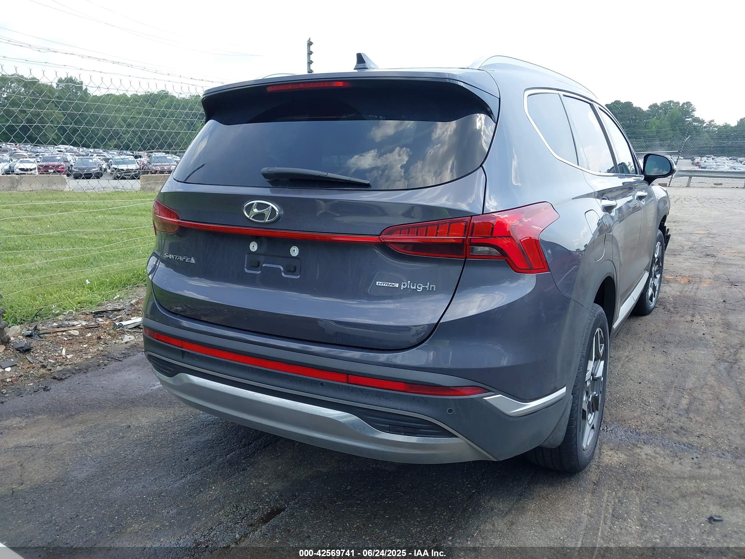 2022 Hyundai Santa Fe Plug-in Hybrid Sel Convenience Gray vin: KM8S6DA25NU045560