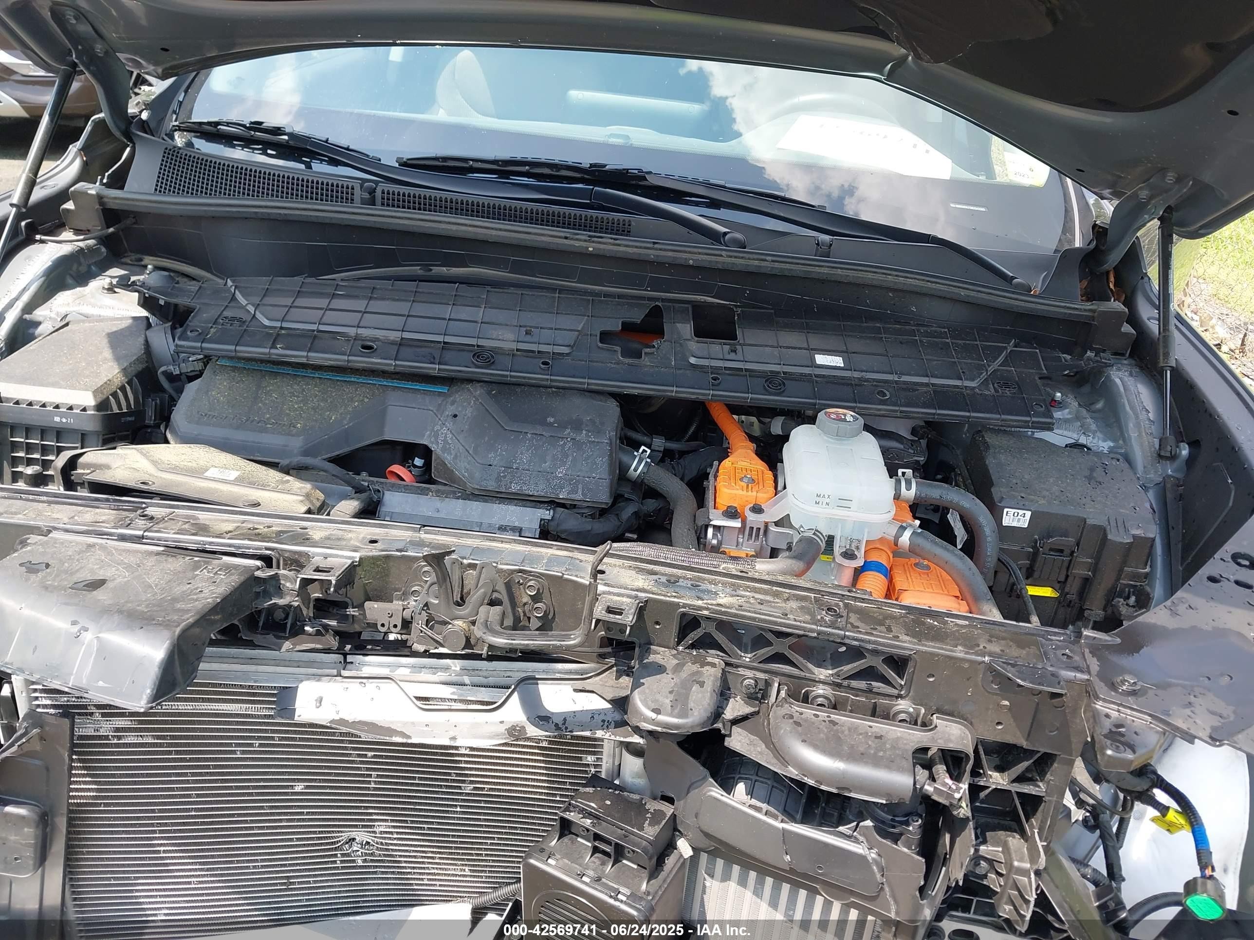 2022 Hyundai Santa Fe Plug-in Hybrid Sel Convenience Gray vin: KM8S6DA25NU045560