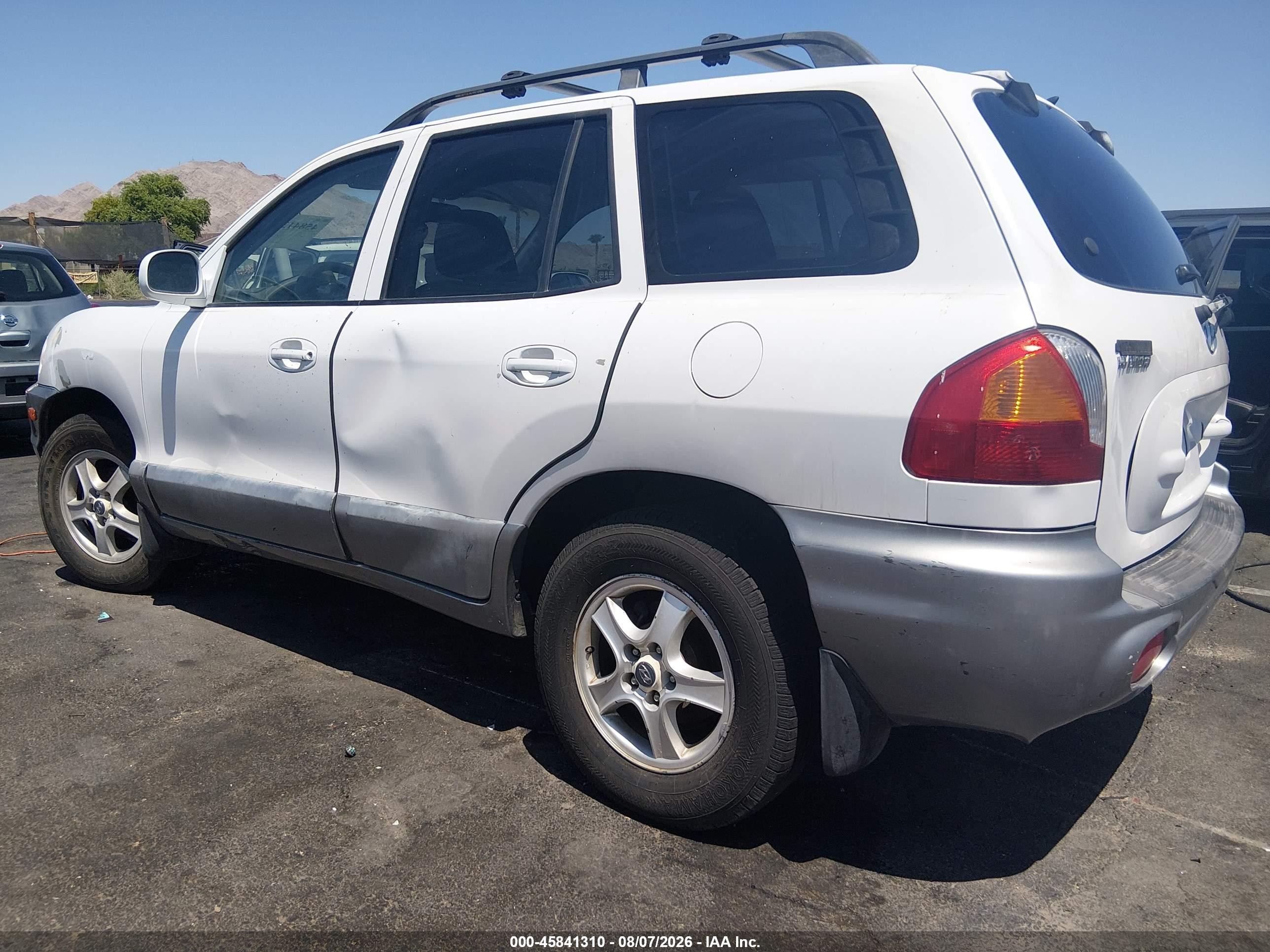 2002 Hyundai Santa Fe   White vin: KM8SB12B12U223596
