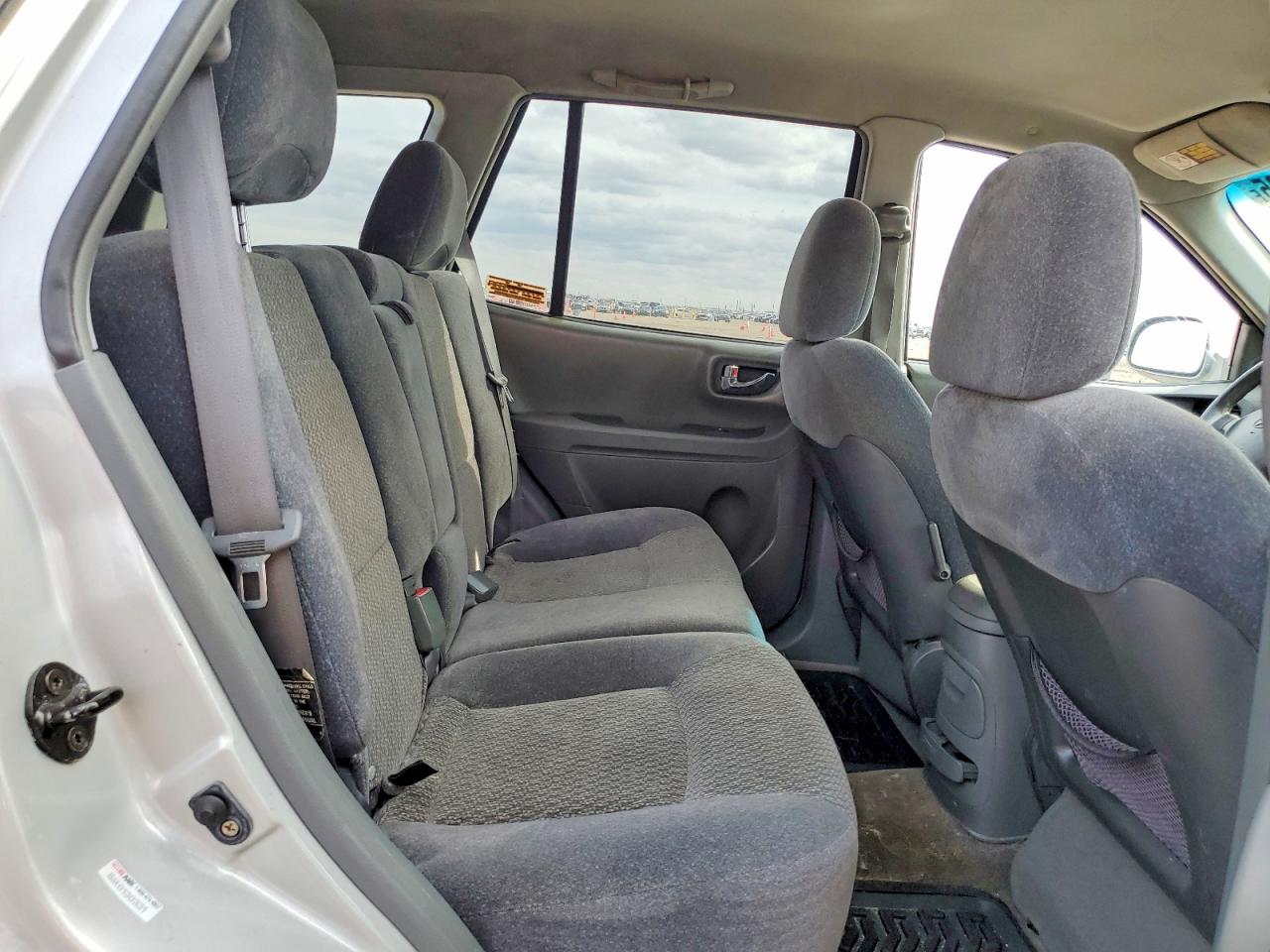 2004 Hyundai Santa Fe Gl Silver vin: KM8SB12B14U831878