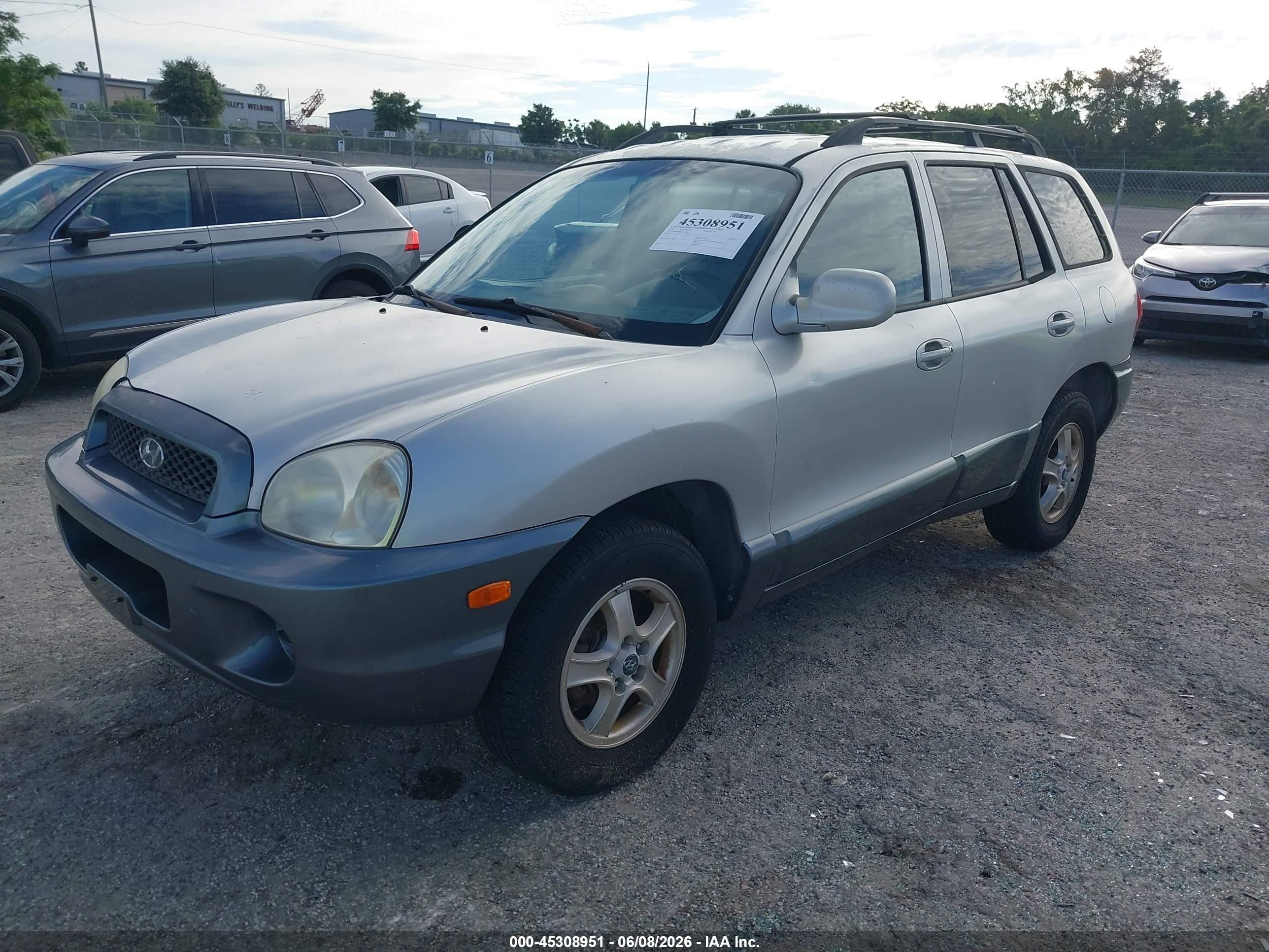 2004 Hyundai Santa Fe   Silver vin: KM8SB12B44U764080