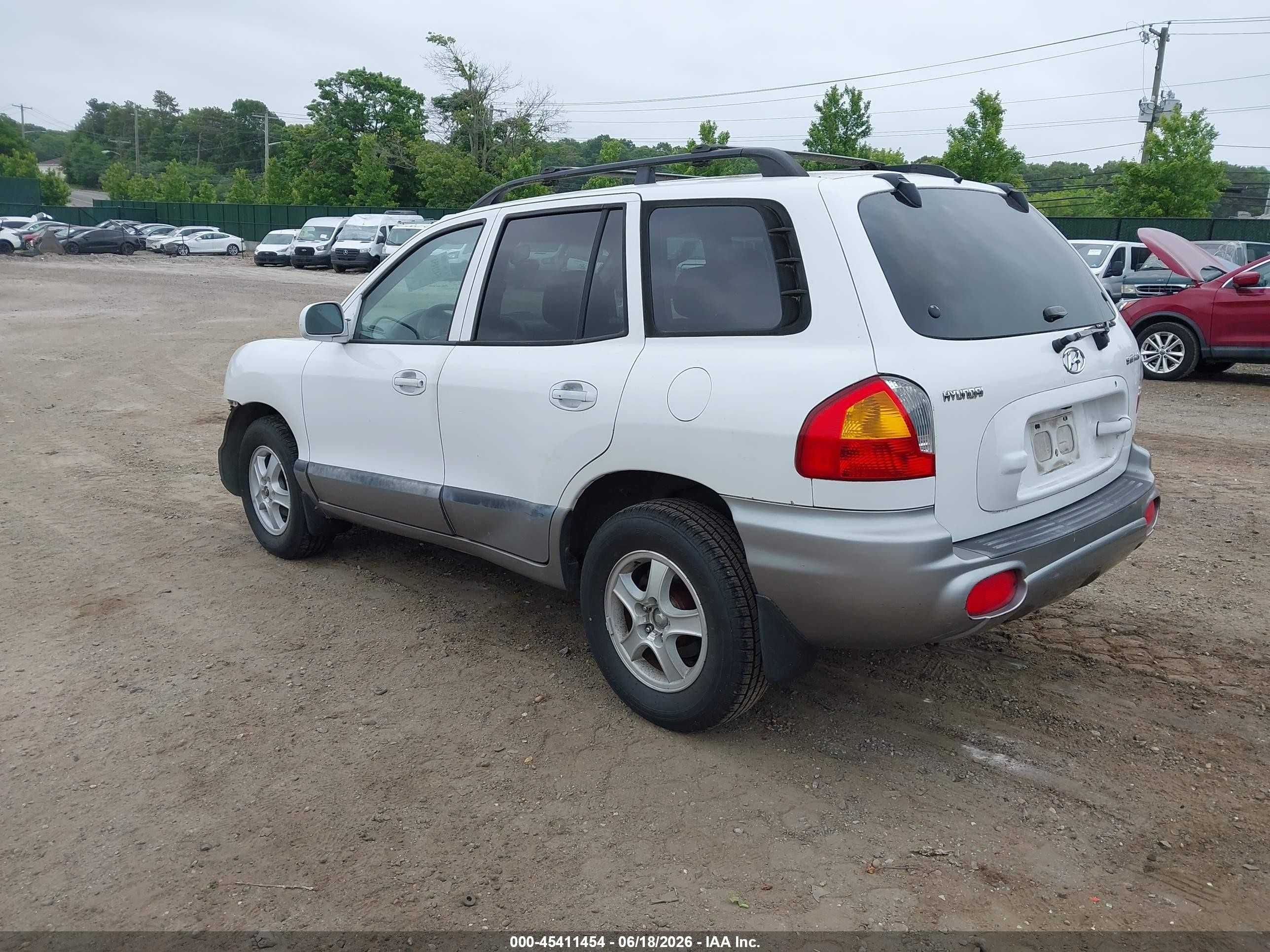 2002 Hyundai Santa Fe   White vin: KM8SB12B92U169268