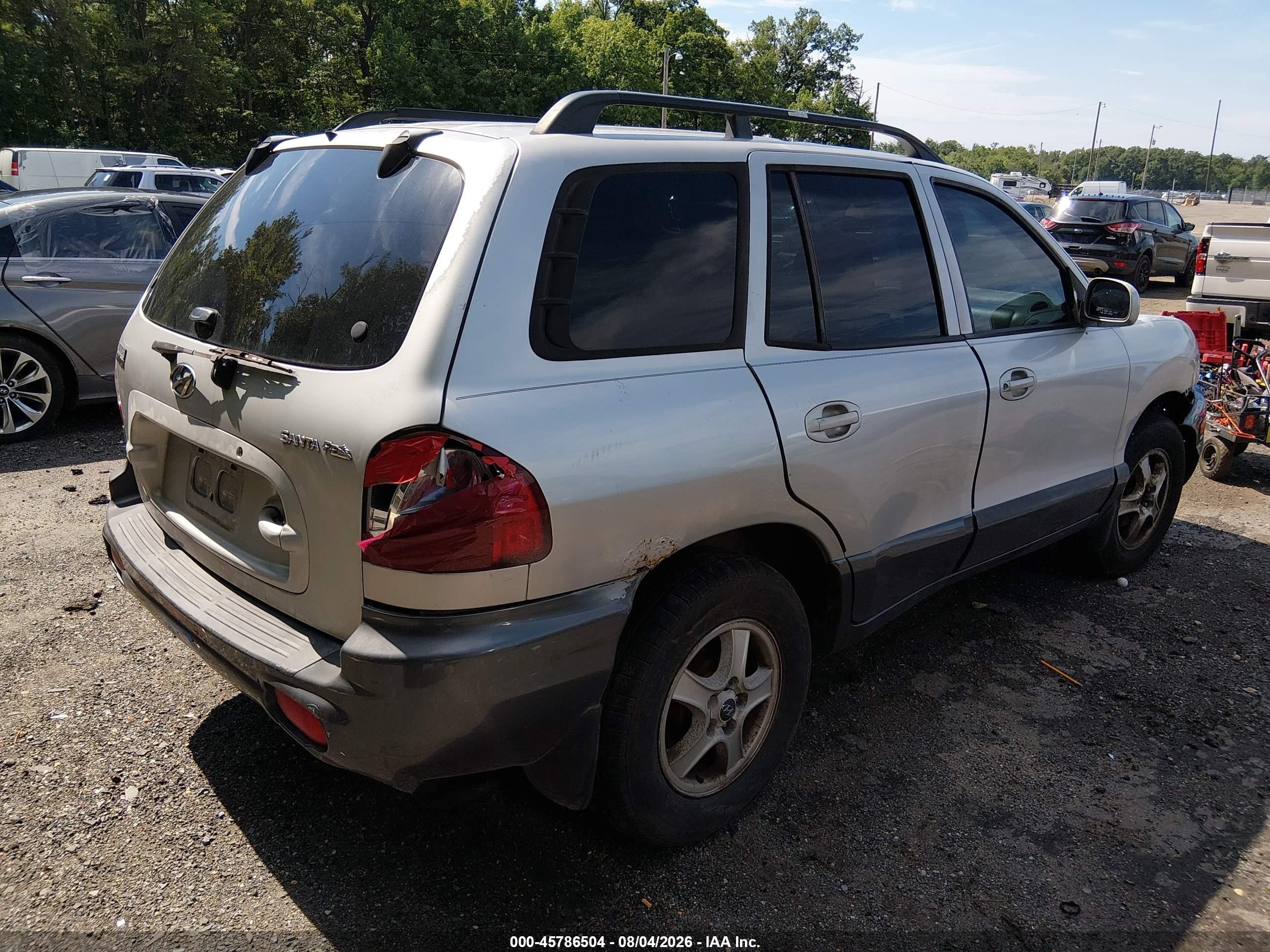 2004 Hyundai Santa Fe   Silver vin: KM8SB12B94U684631