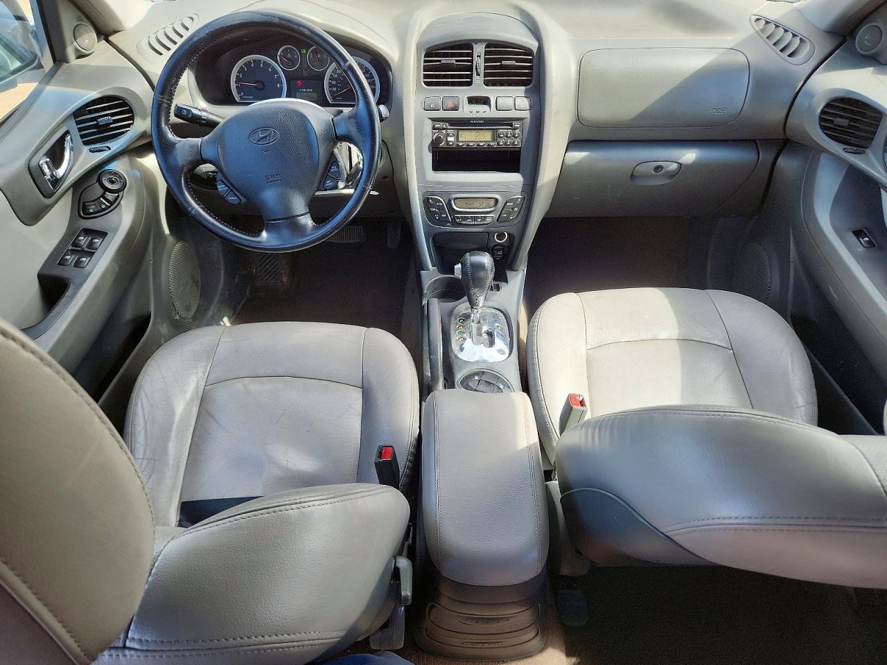 2005 Hyundai Santa Fe Silver vin: KM8SB73E65U902067