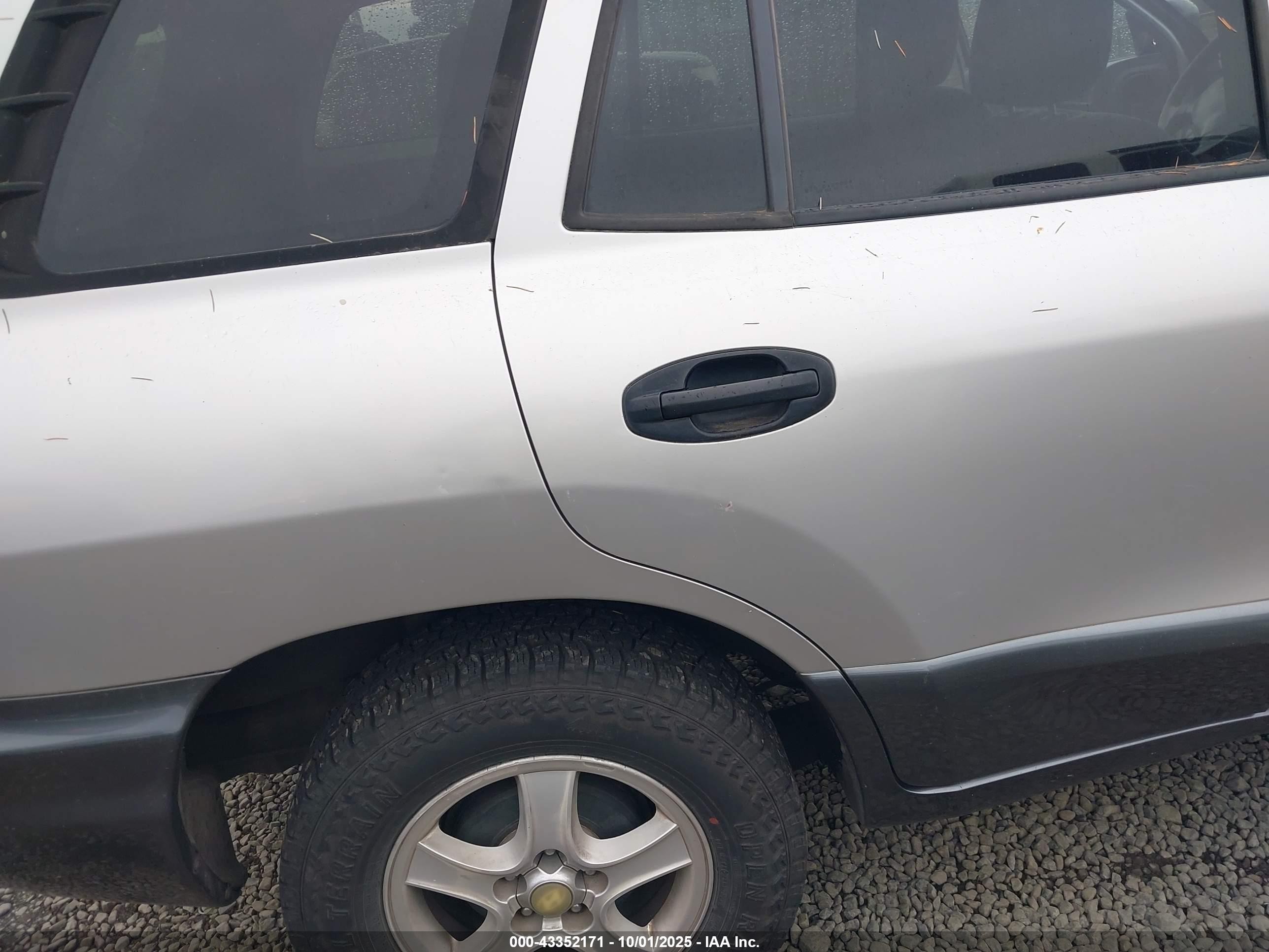 2001 Hyundai Santa Fe 2.4l/2.4l Gl Silver vin: KM8SB82B61U027080