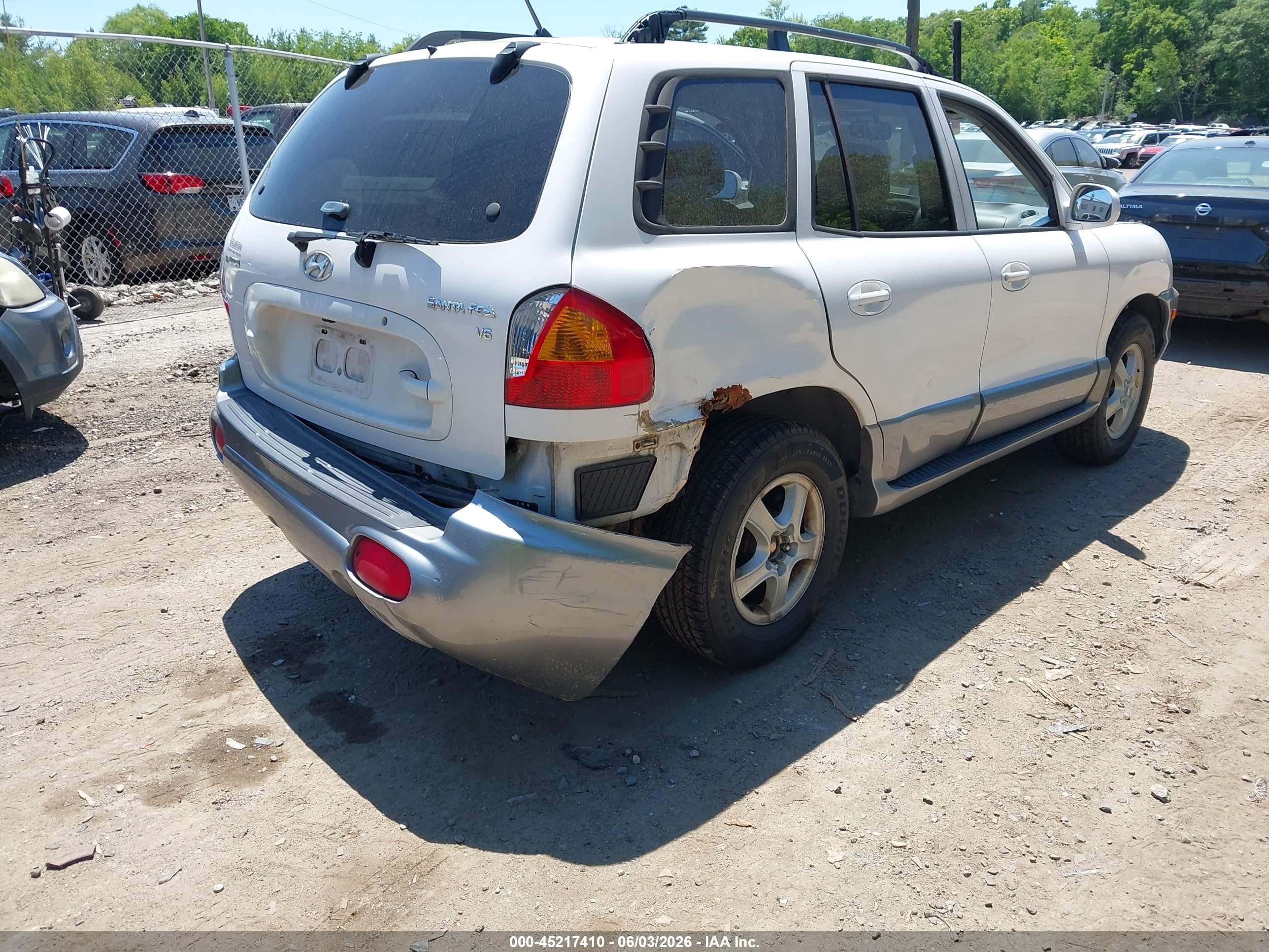 2004 Hyundai Santa Fe Gls White vin: KM8SC13D04U840181