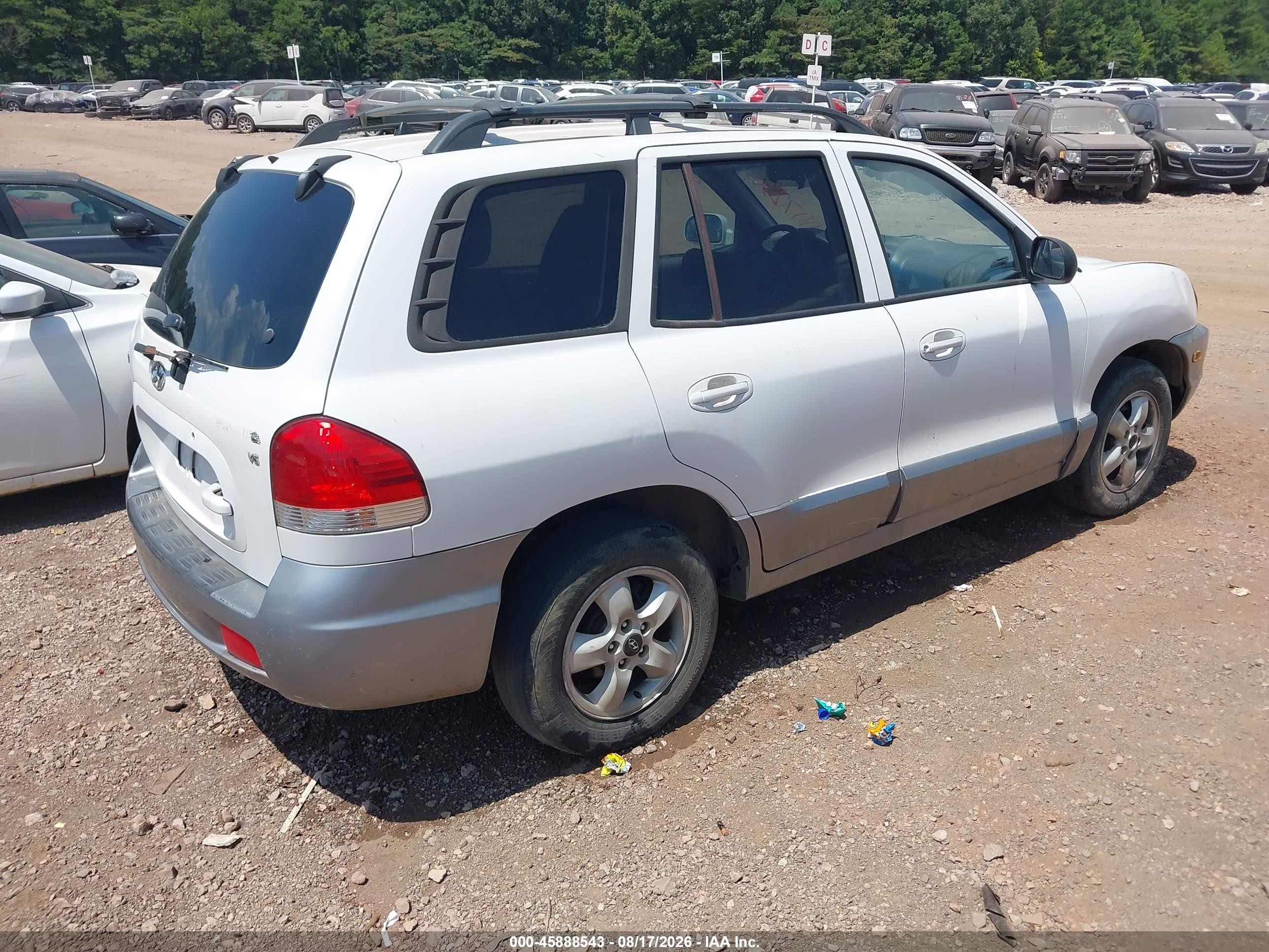 2005 Hyundai Santa Fe Gls White vin: KM8SC13D05U007238