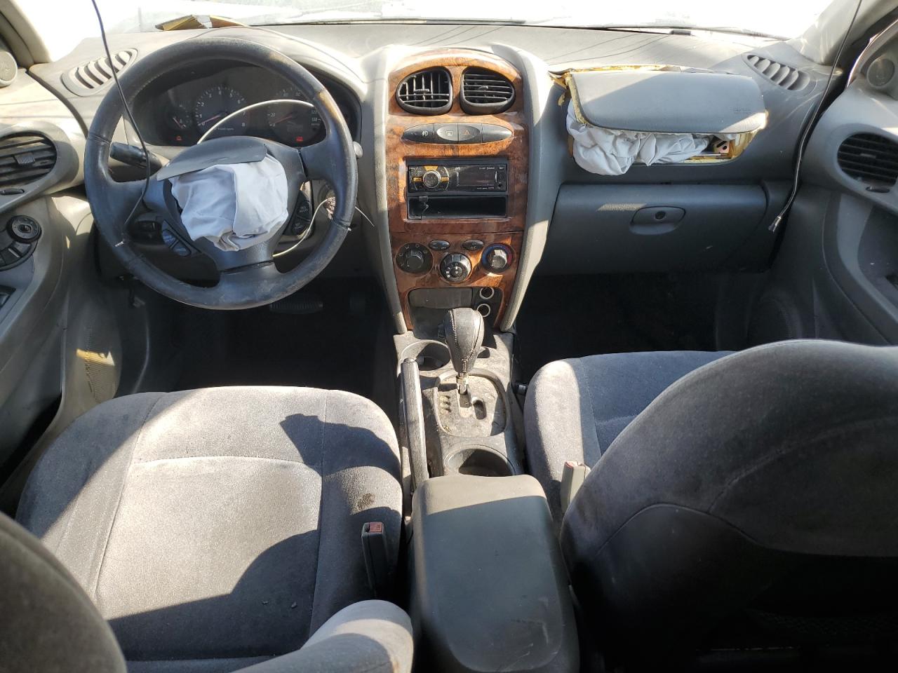 2002 Hyundai Santa Fe Gls   White vin: KM8SC13D22U212989