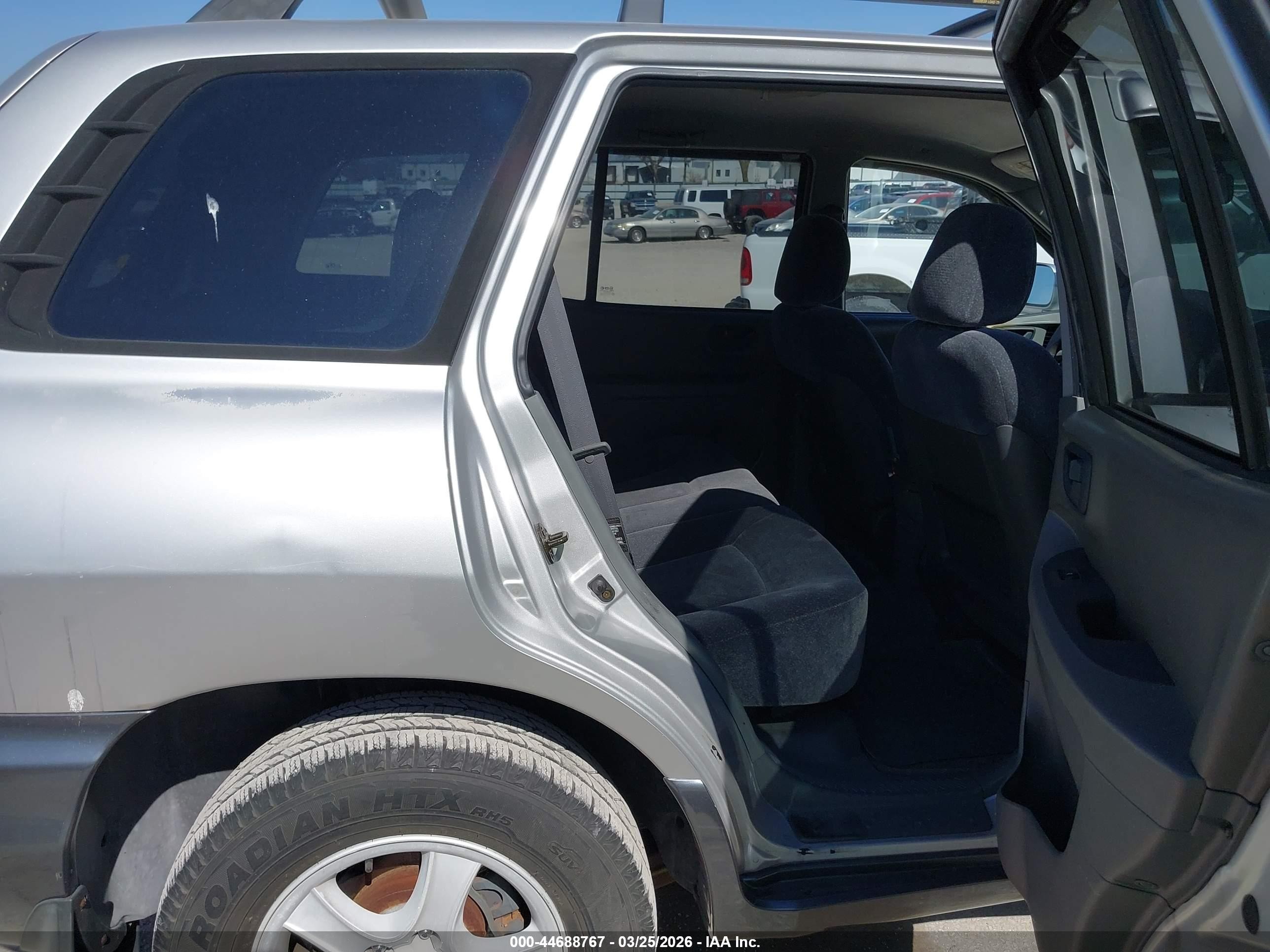 2002 Hyundai Santa Fe Gls/lx Серебряный vin: KM8SC13D52U242066
