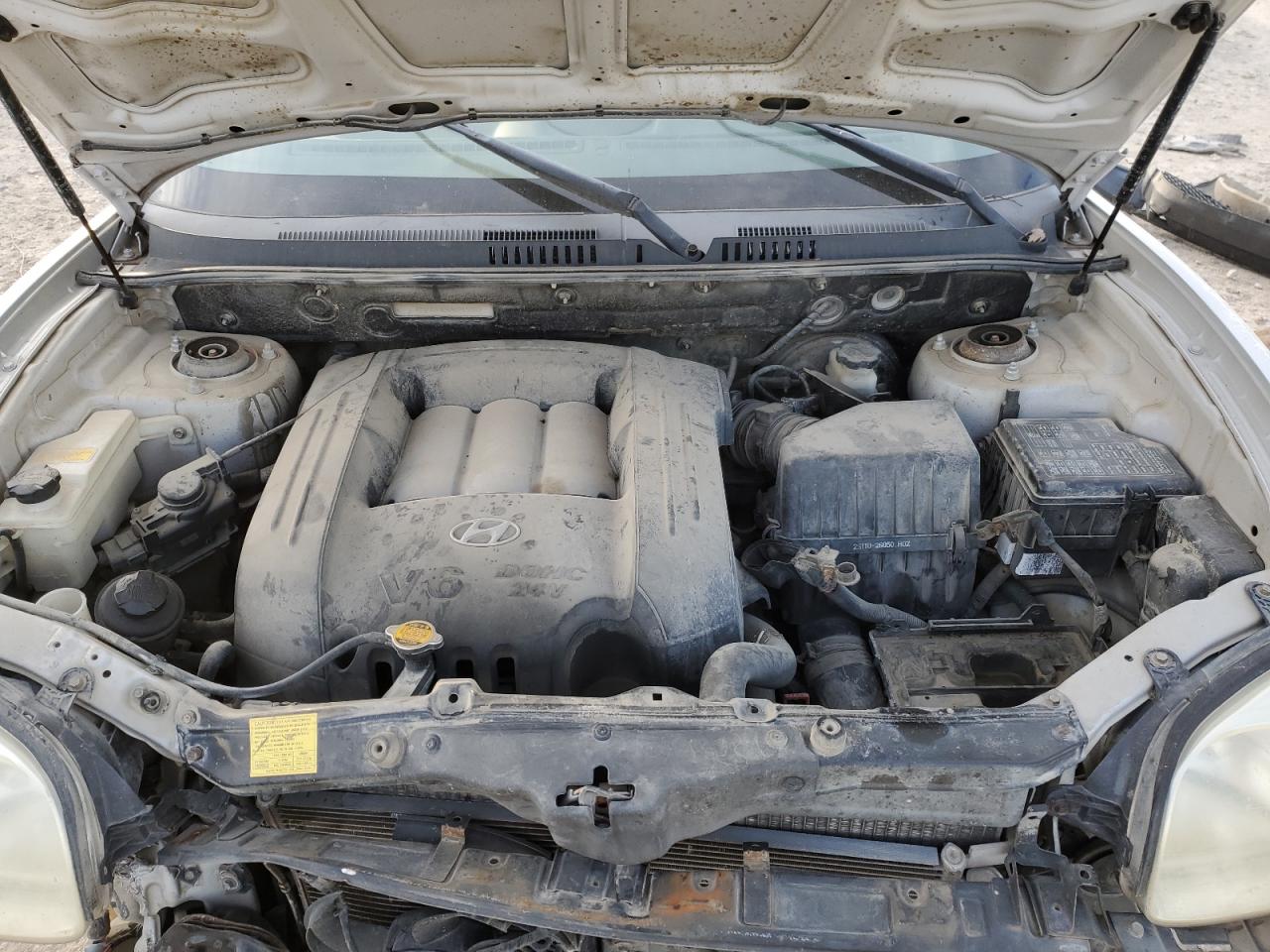 2004 Hyundai Santa Fe Gls Серебряный vin: KM8SC13D64U715363