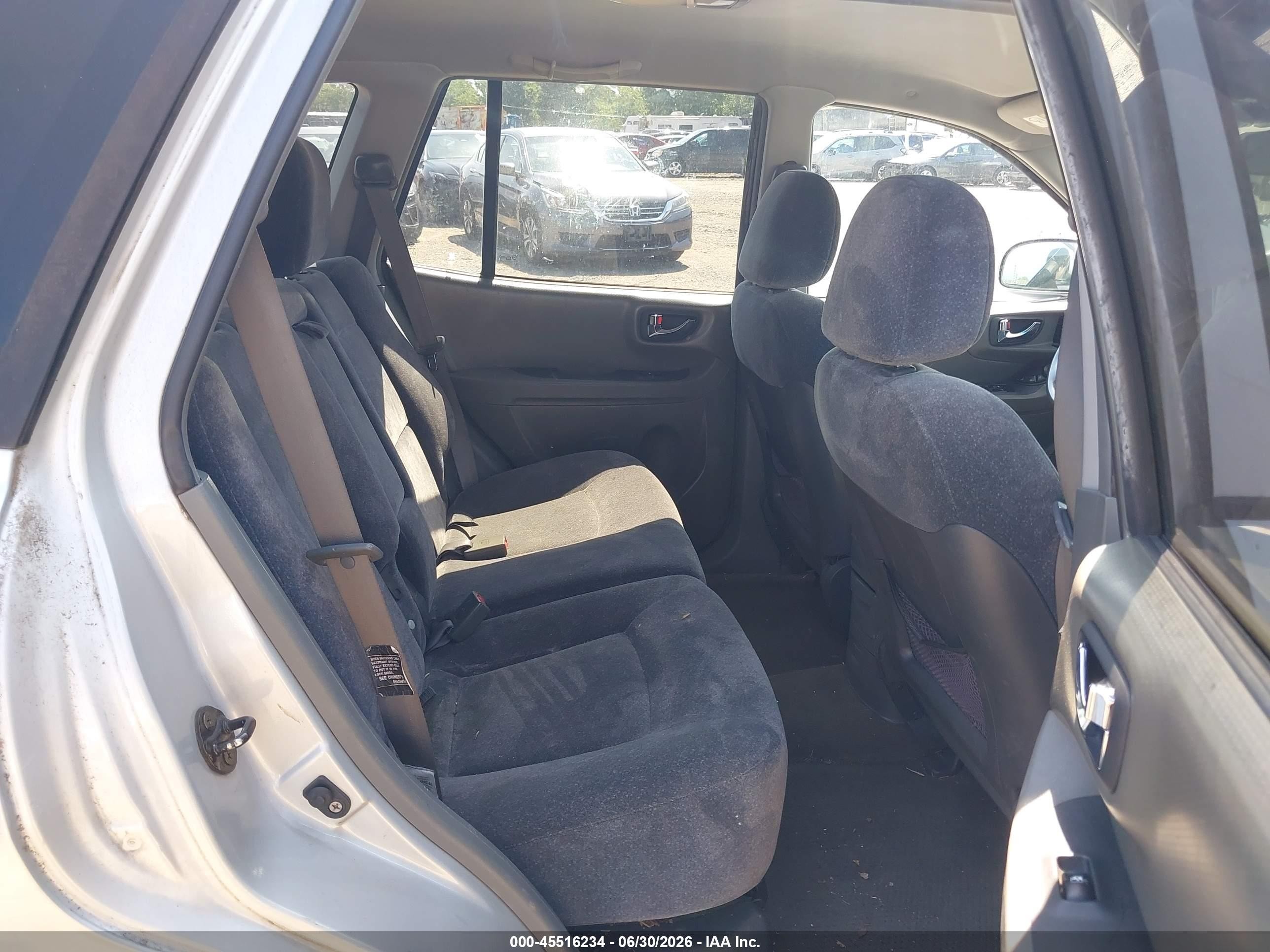 2004 Hyundai Santa Fe Gls Silver vin: KM8SC13D94U746008